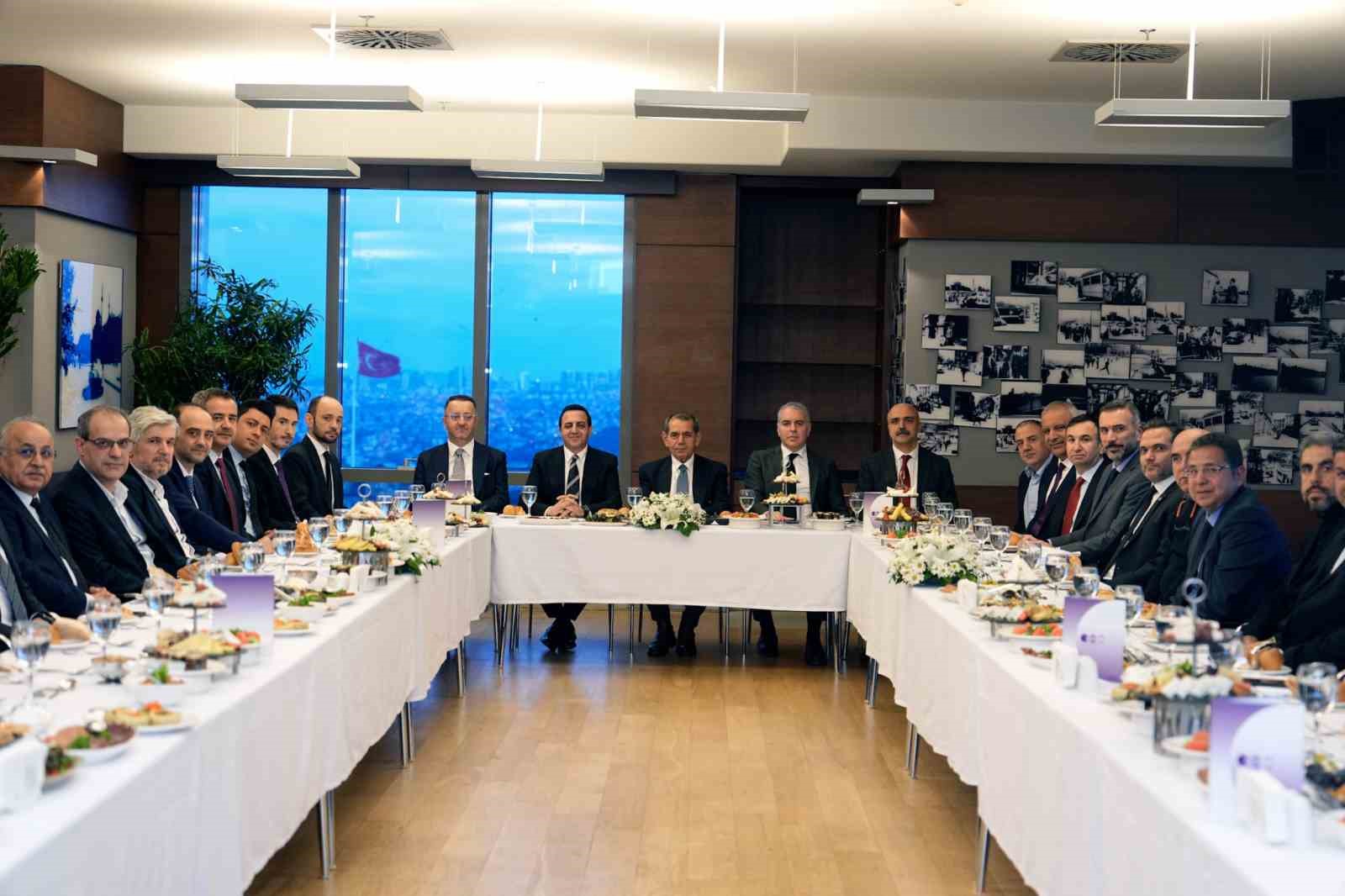 Dursun Özbek: "Hayalim Galatasaray’ı, Avrupa’nın 5 büyük kulübünden biri yapmak"
