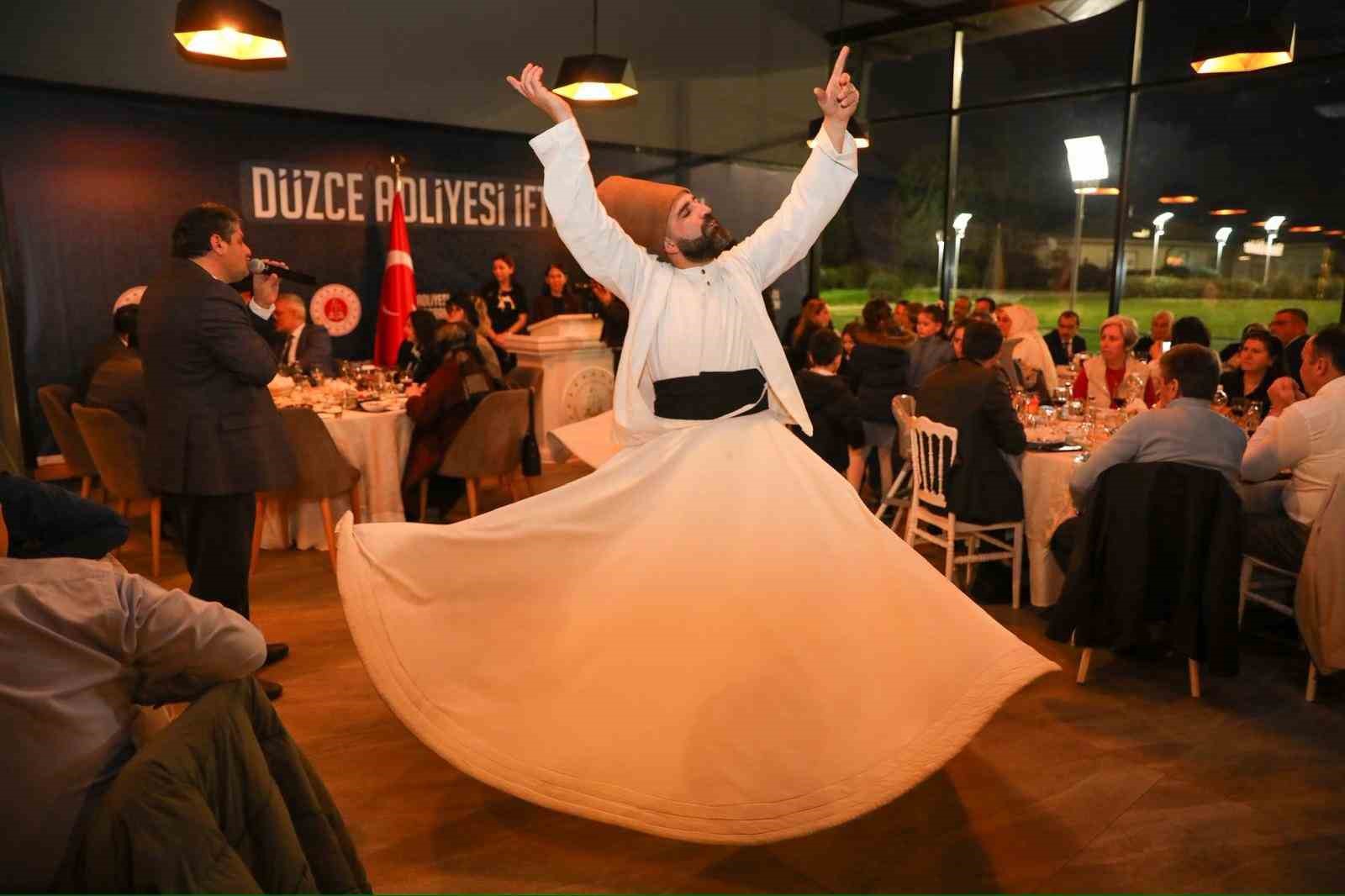 Düzce Adliyesi’nde geleneksel iftar buluşması
