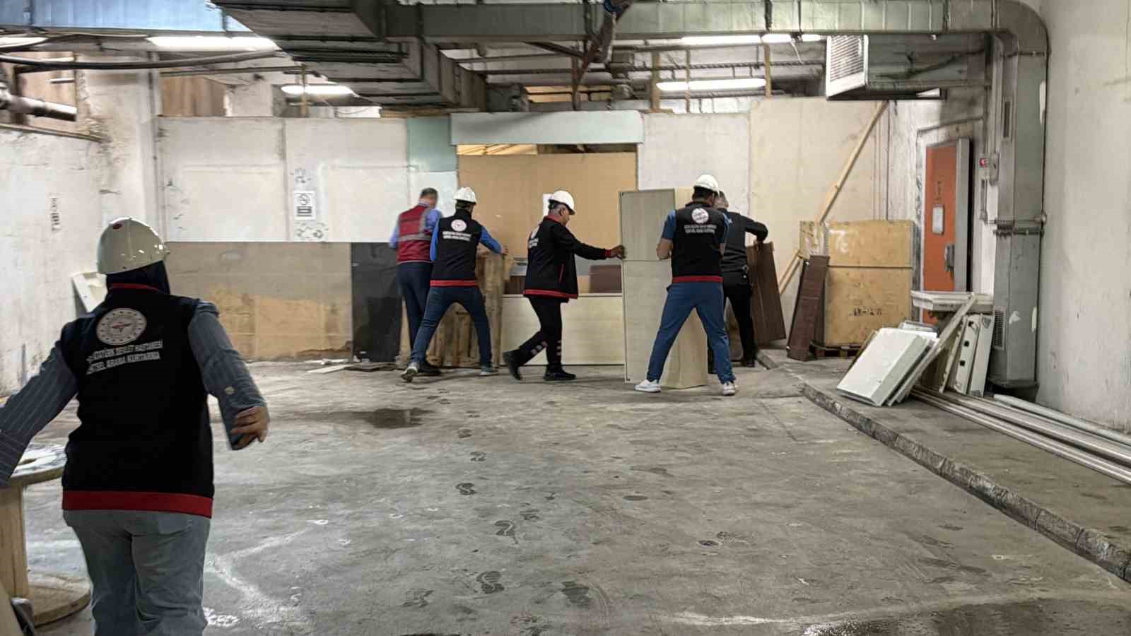 Düzce Atatürk Devlet Hastanesi’nde deprem tatbikatı gerçeği aratmadı
