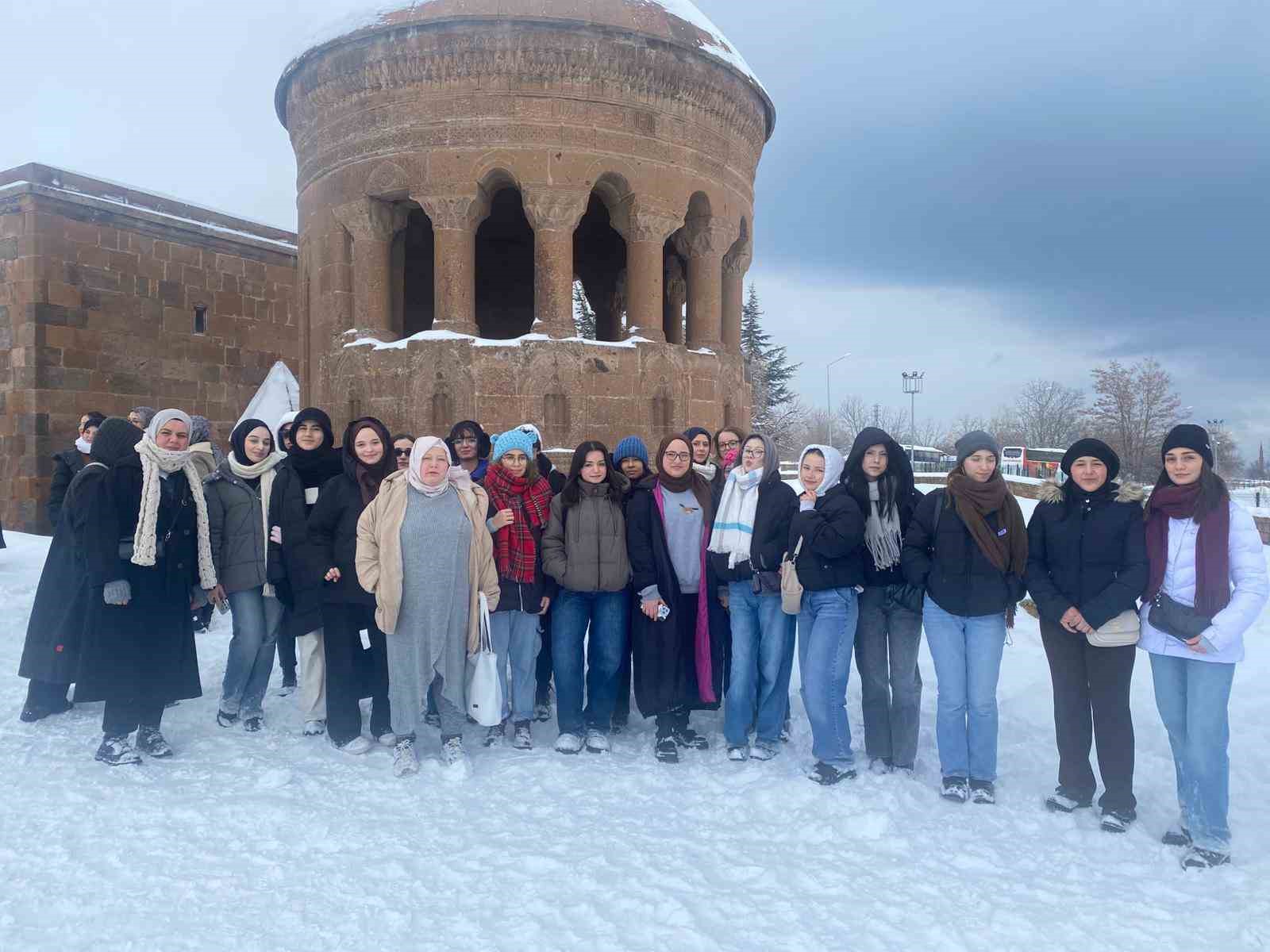 Düzce gençler medeniyet kampında
