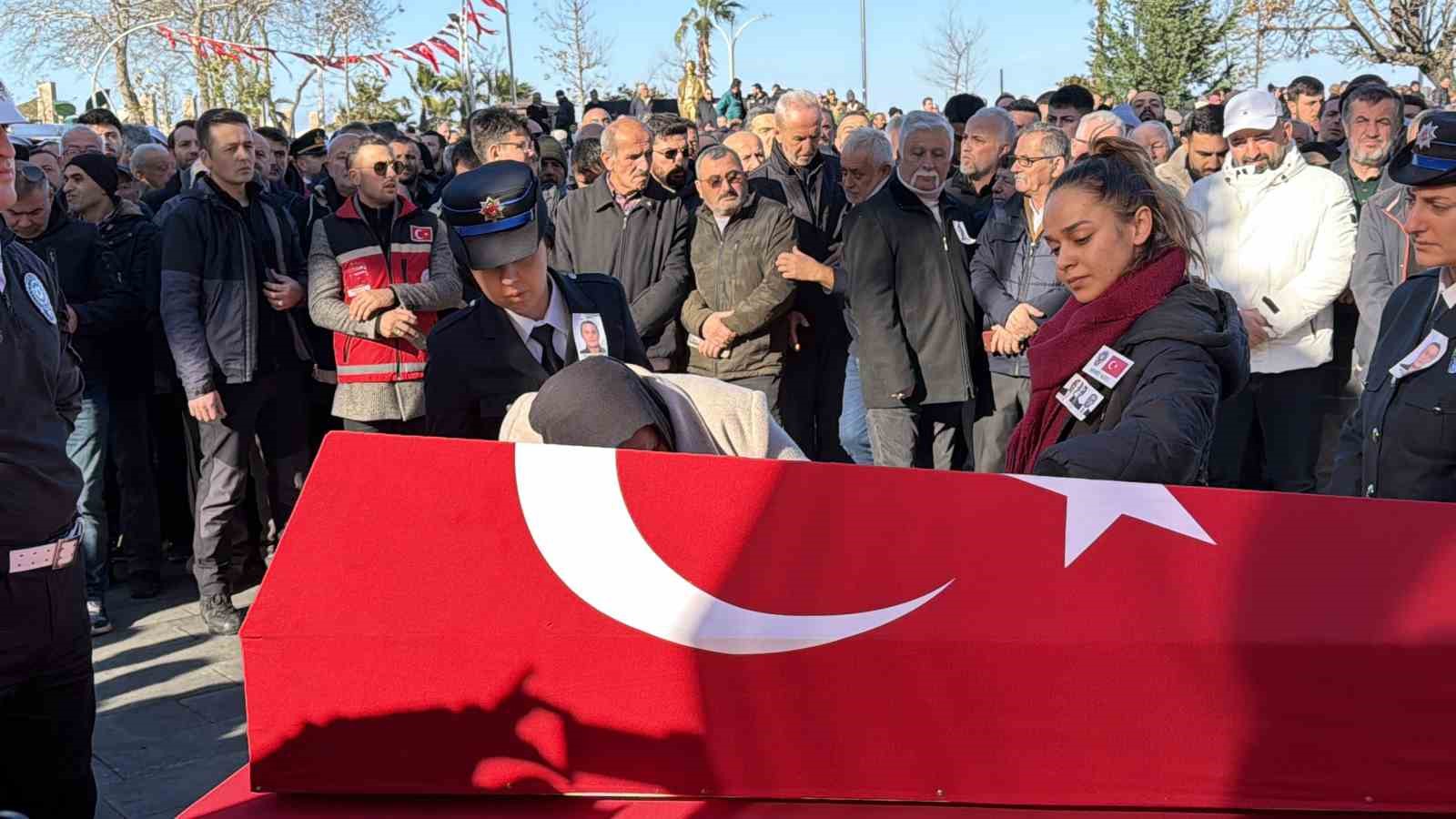 Düzce, şehit Turgut Külünk’ü son yolculuğuna uğurluyor
