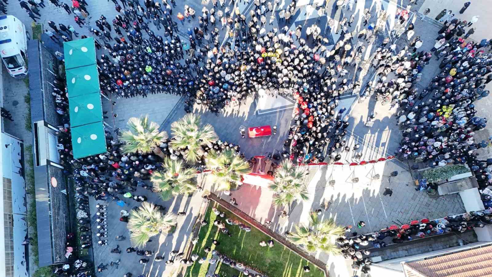 Düzce, şehit Turgut Külünk’ü son yolculuğuna uğurluyor
