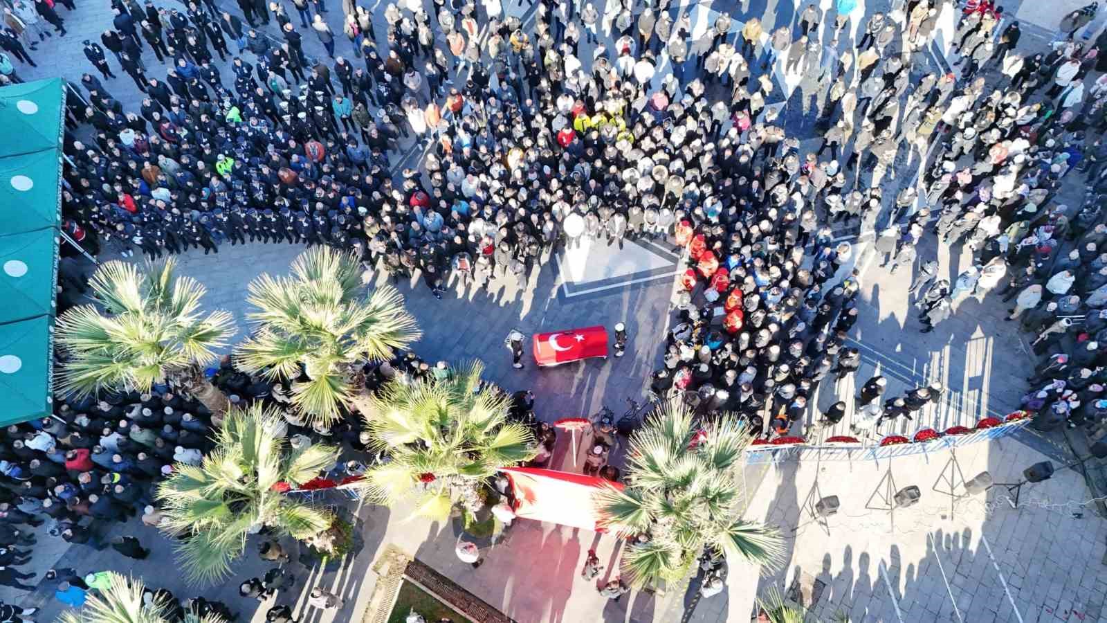 Düzce, şehit Turgut Külünk’ü son yolculuğuna uğurluyor
