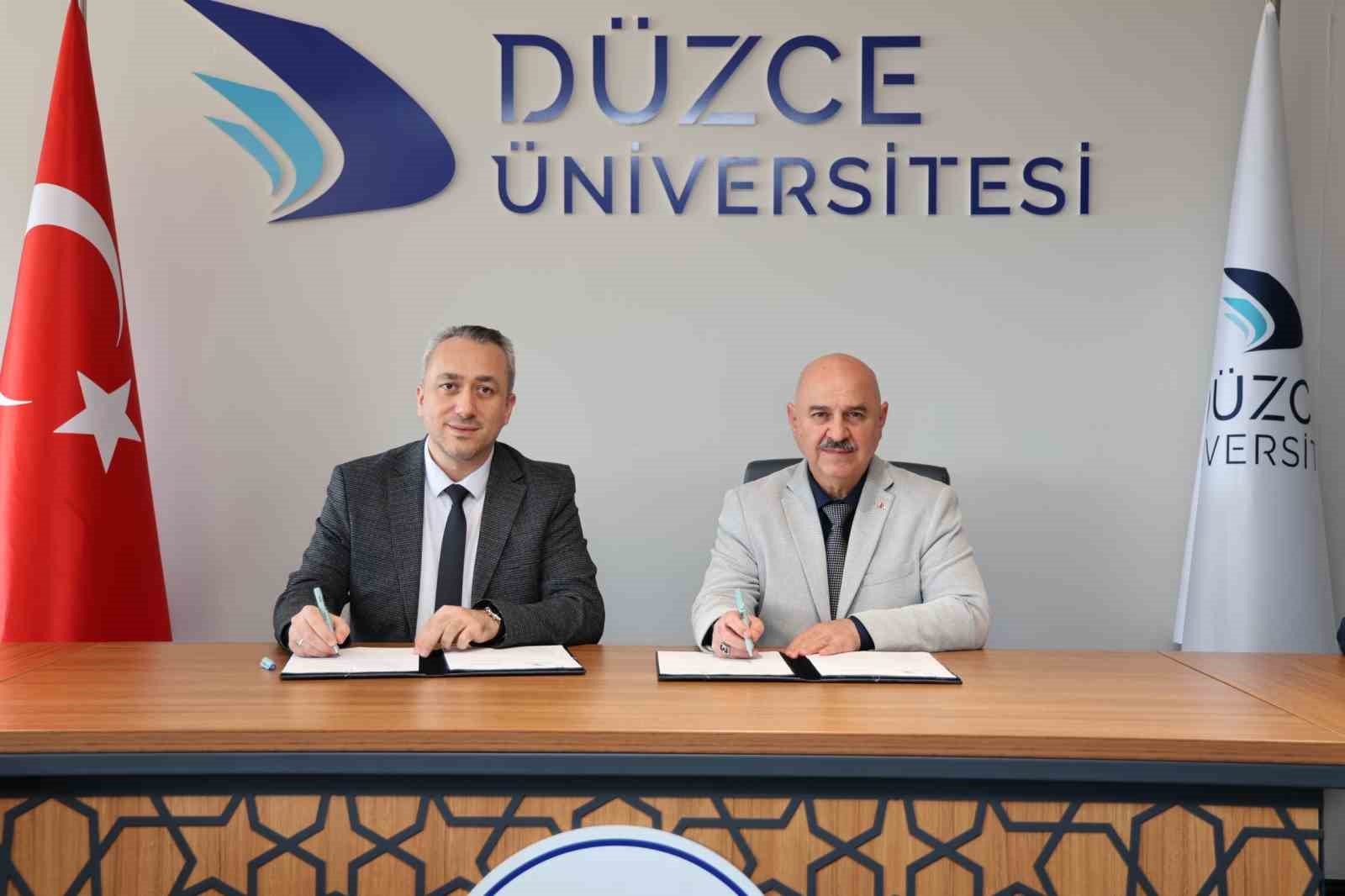Düzce Üniversitesi’nden öğrencilerin mesleki gelişimine destek

