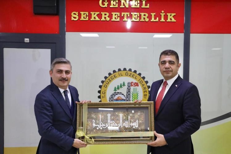 Düzce Valisi Aslan’dan veda ziyaretleri
