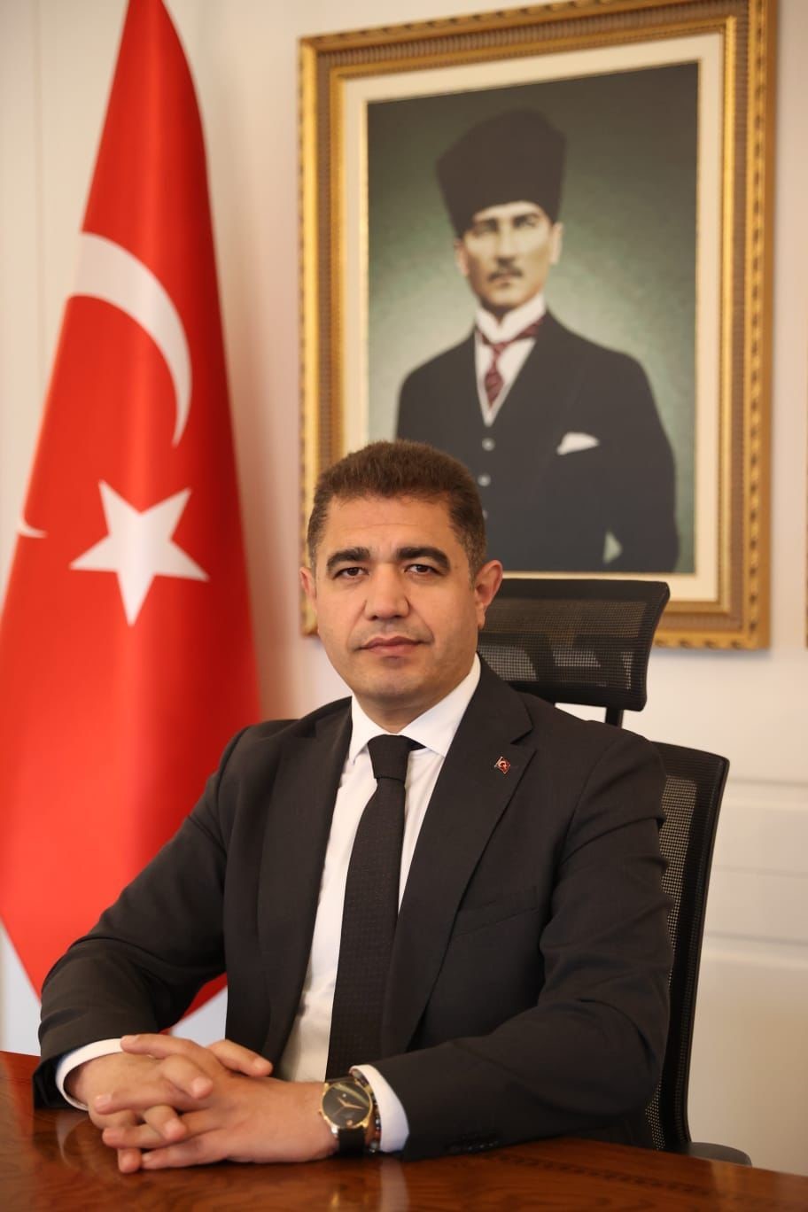 Düzce Valisi Mehmet Makas oldu
