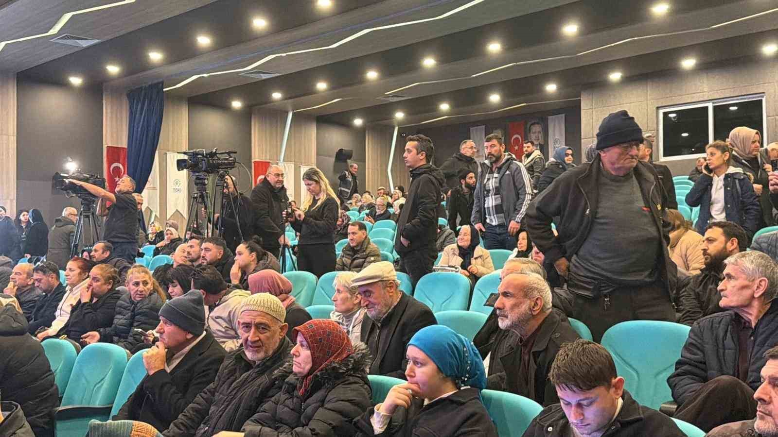 Düzce’de 2 bin 470 konutun hak sahipleri kurayla belirlendi
