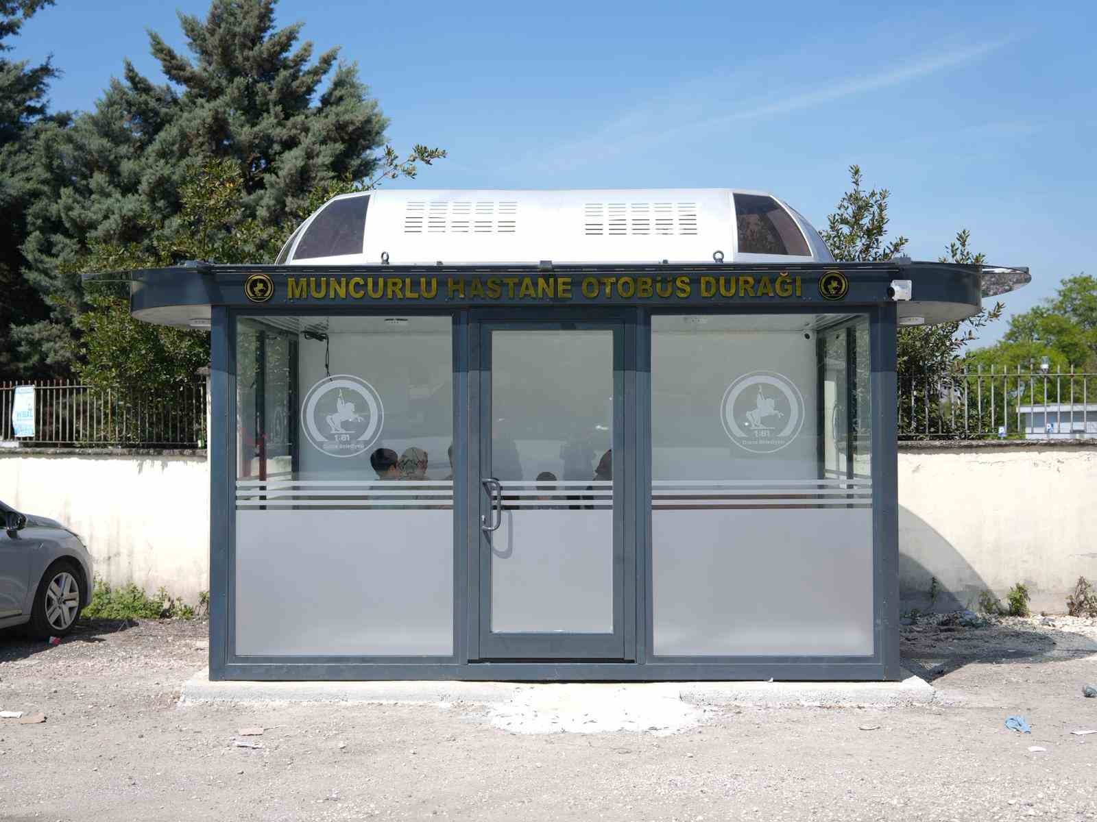 Düzce’de 7. akıllı durak hastane önüne konuldu
