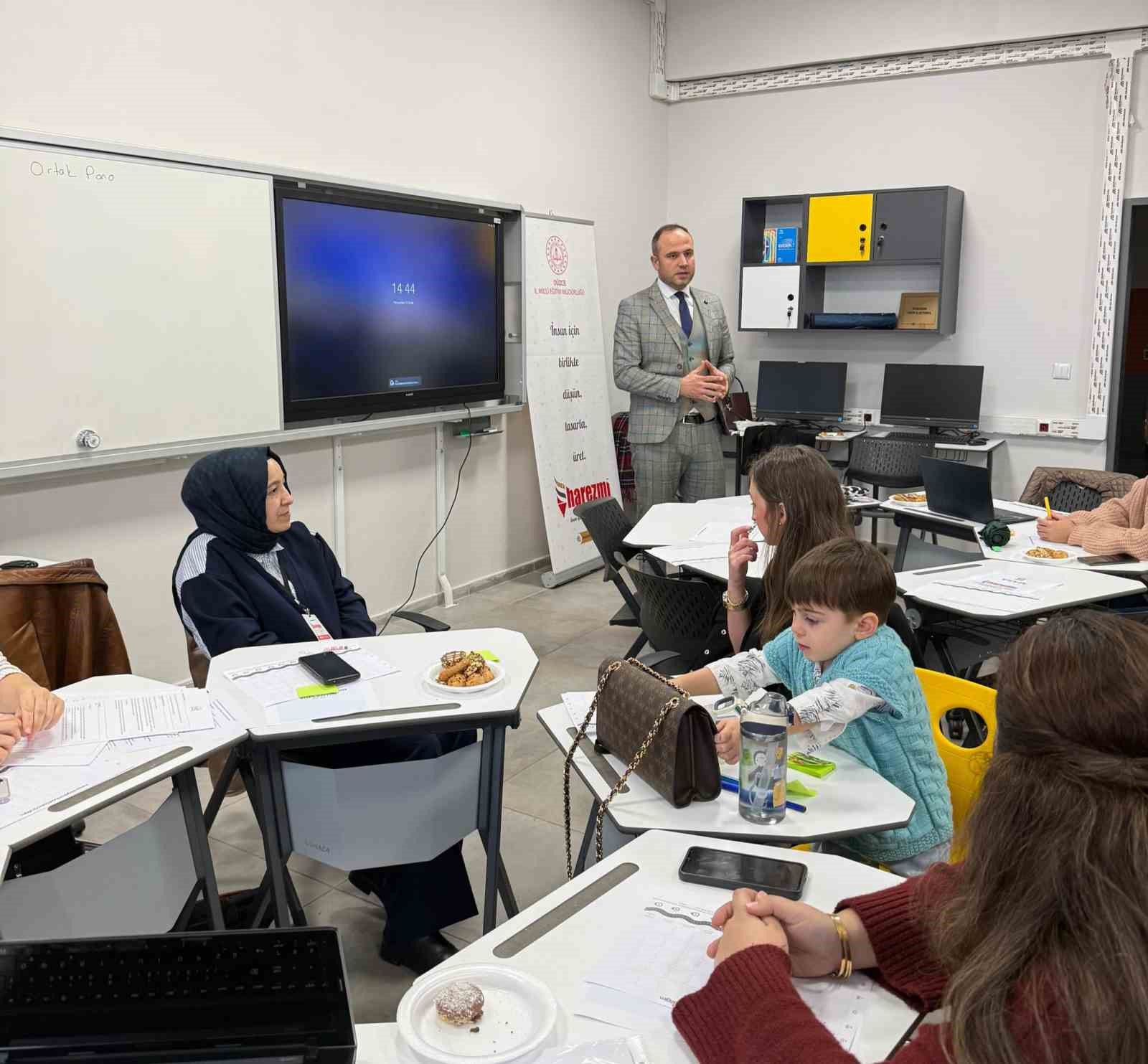 Düzce’de Harezmi Eğitim Modeli deneyimi görüşüldü
