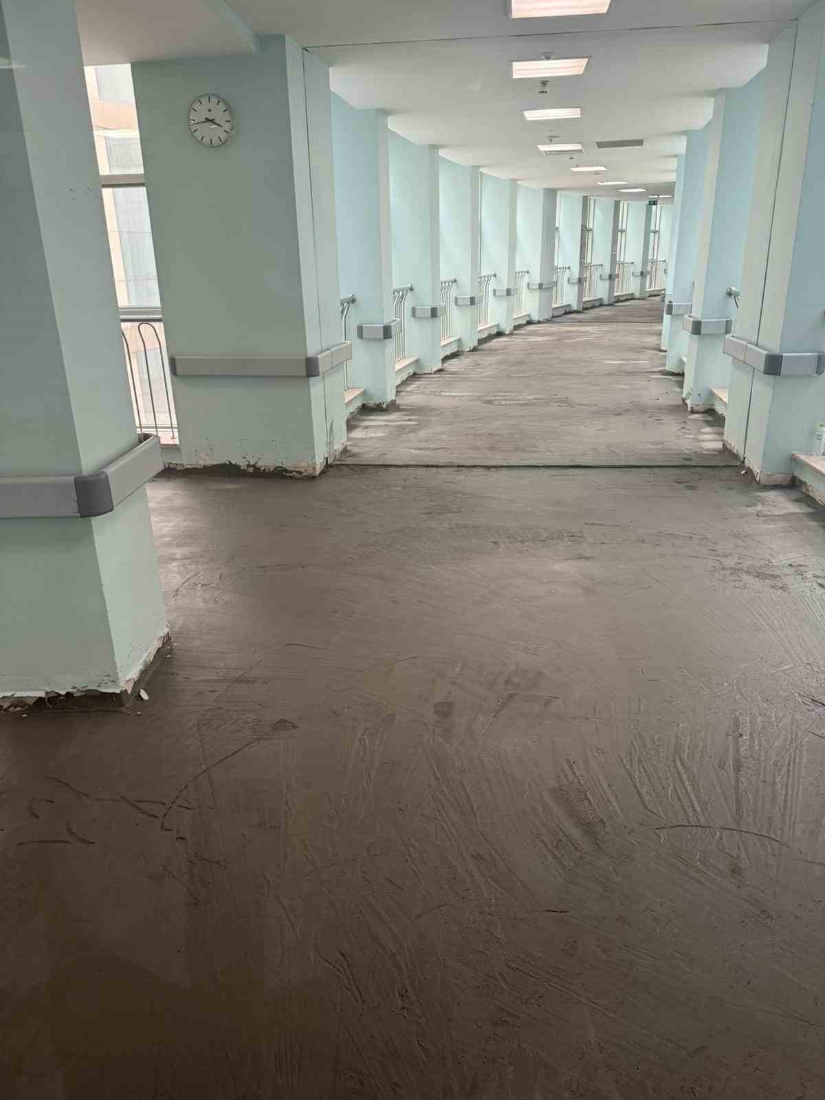 Düzce’de hijyenik ortam için zeminler yenileniyor
