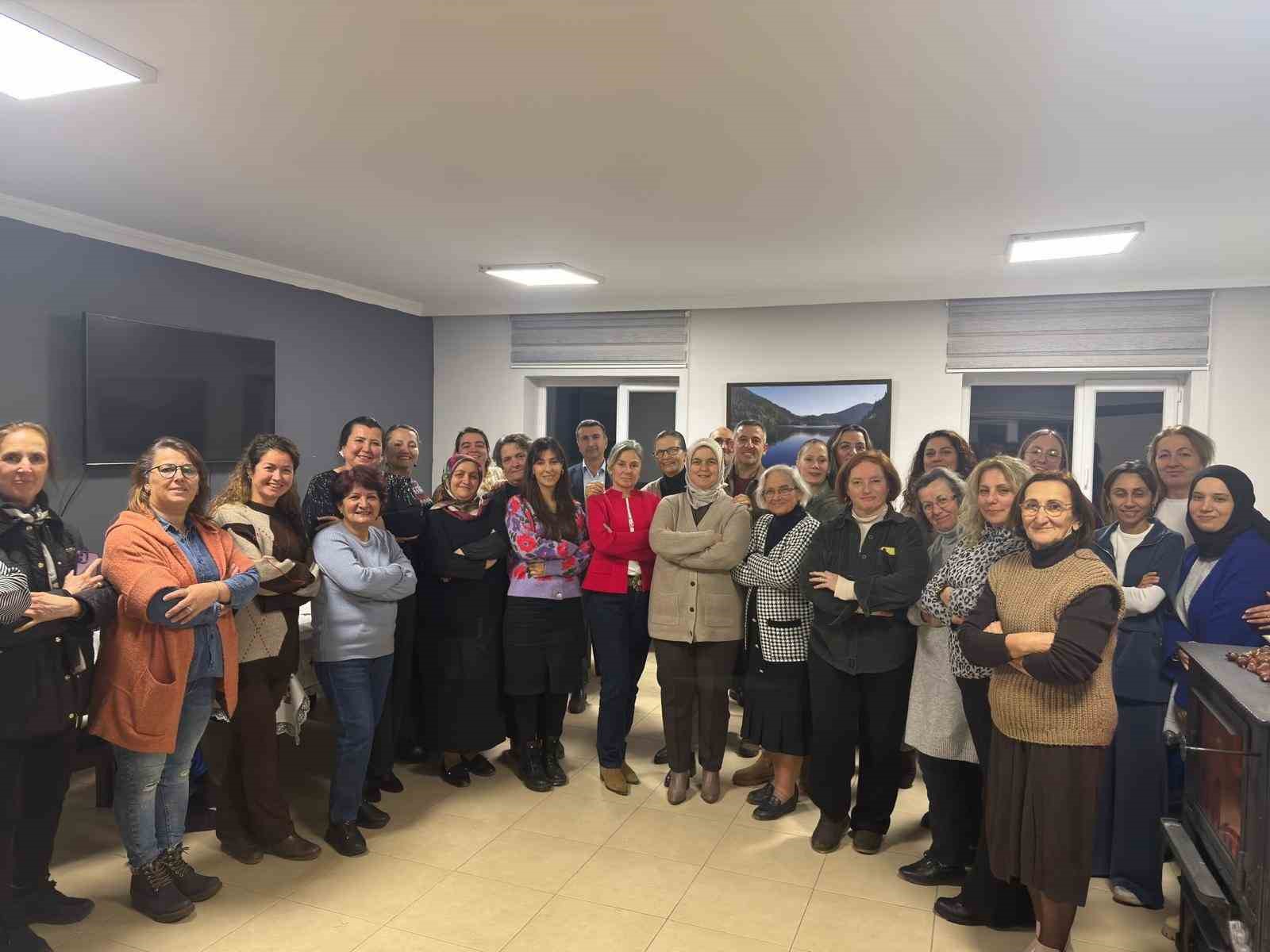 Düzce’de kadın girişimciliğine güçlü destek
Düzce’de kadın girişimciliğine güçlü destek