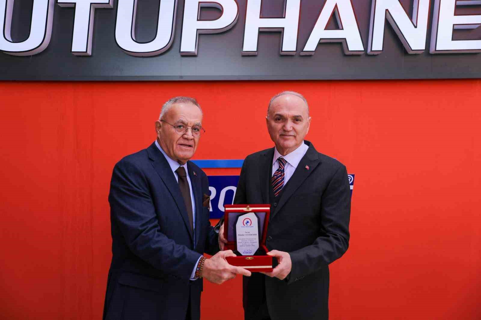 Düzce’de Kütüphaneler Haftası’nda anlamlı açılış
