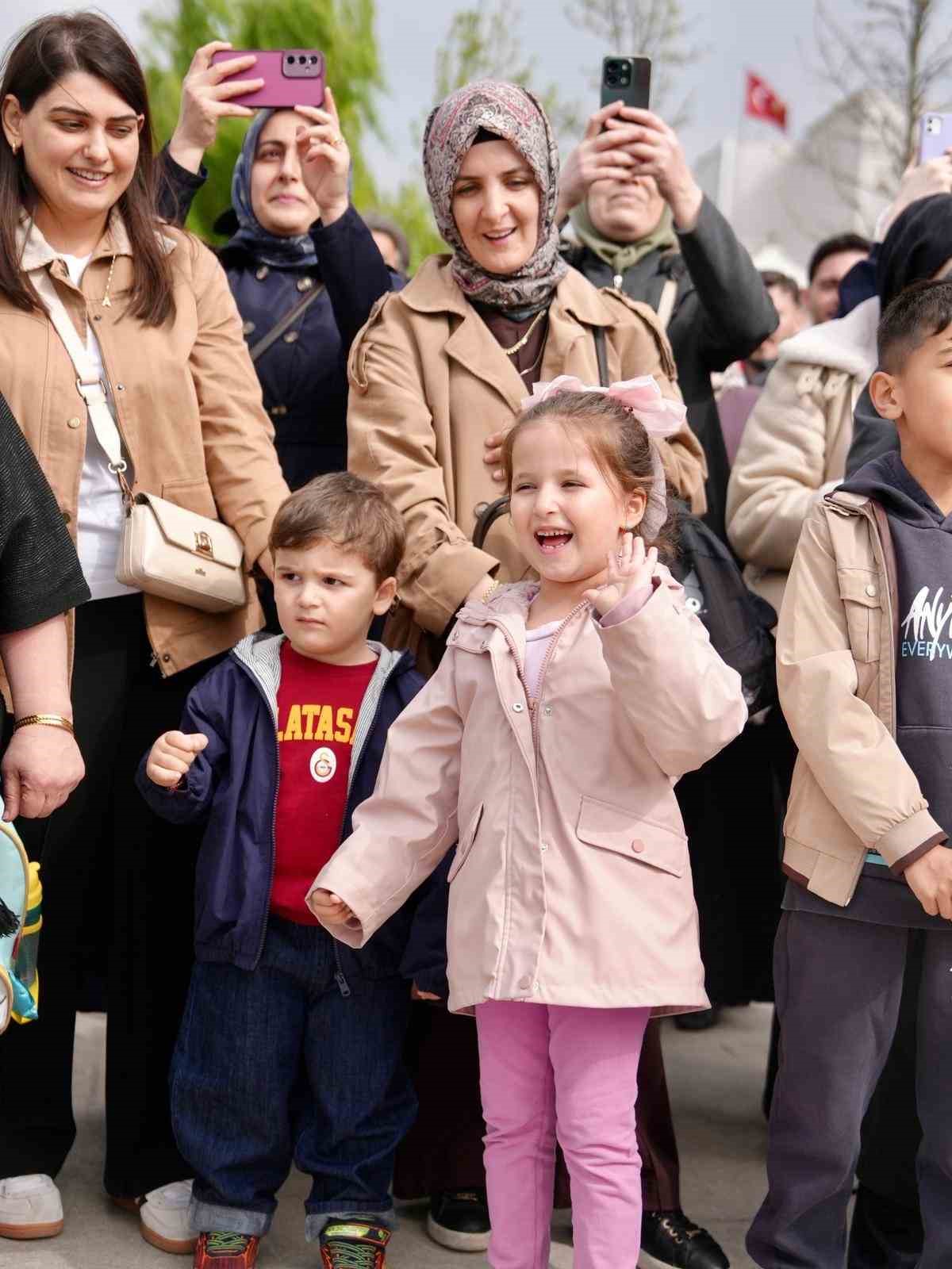 Düzce’de mehter takımının gösterisine vatandaşlardan büyük ilgi
