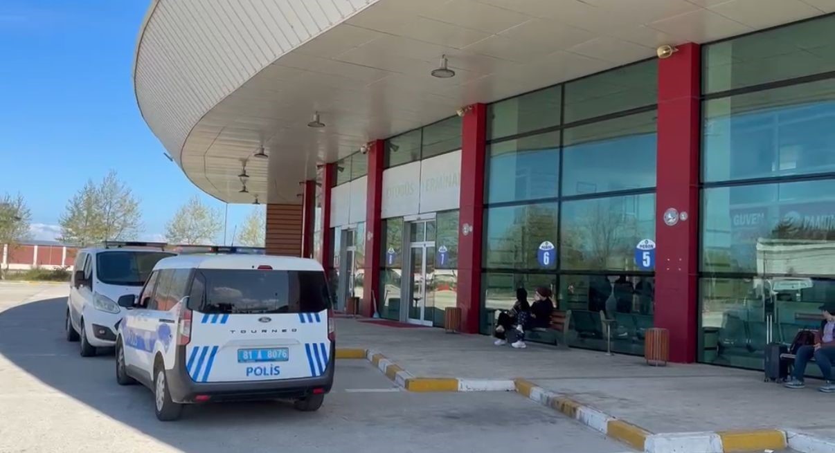 Düzce’de otogarda şüpheli ölüm sabah ortaya çıktı
