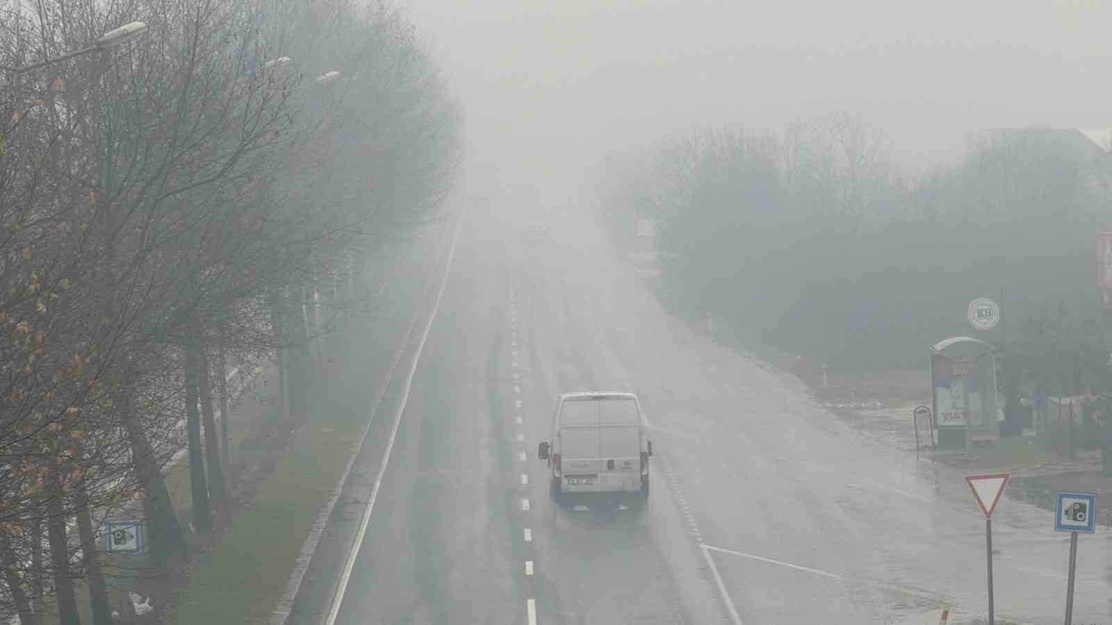 Düzce’de sis etkili oluyor
