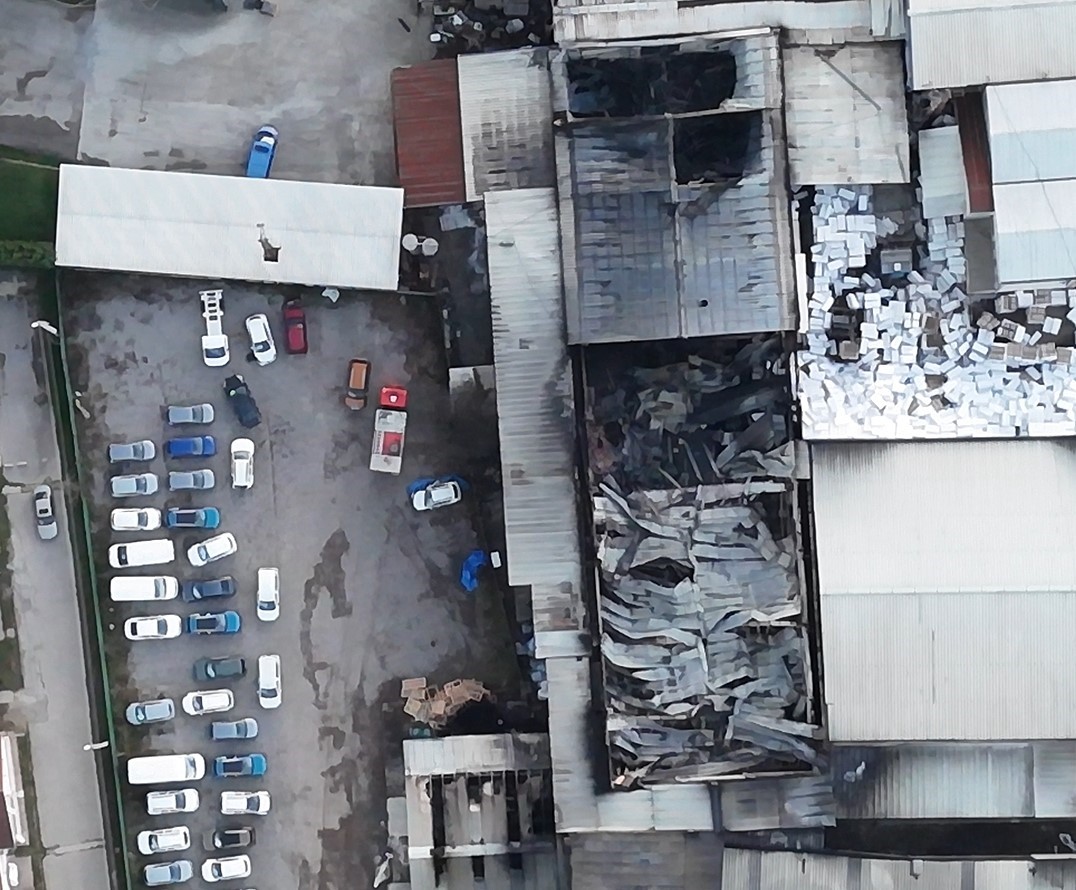 Düzce’de strafor fabrikasında hasarın boyutu ortaya çıktı
