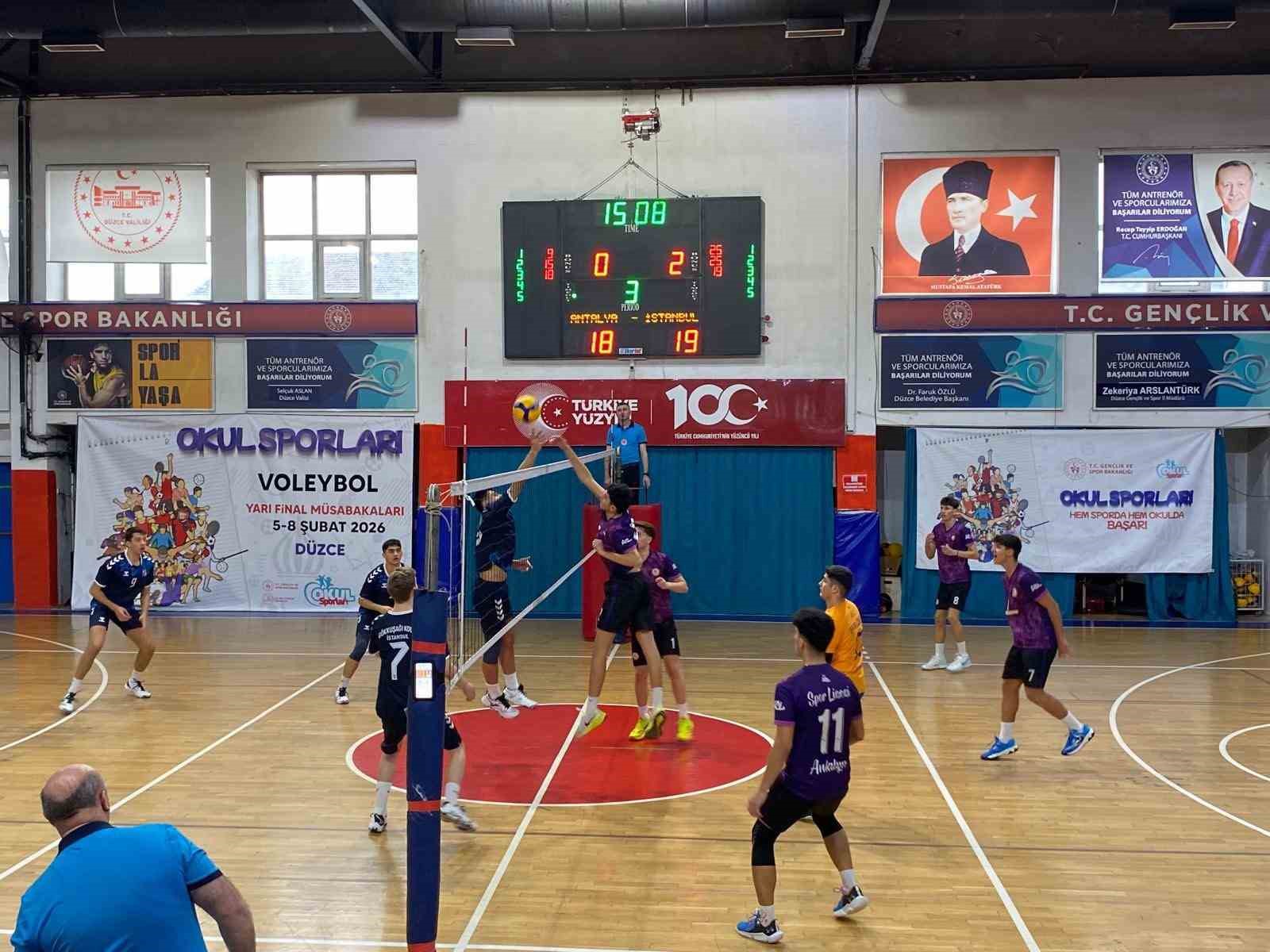 Düzce’de voleybol rüzgarı
