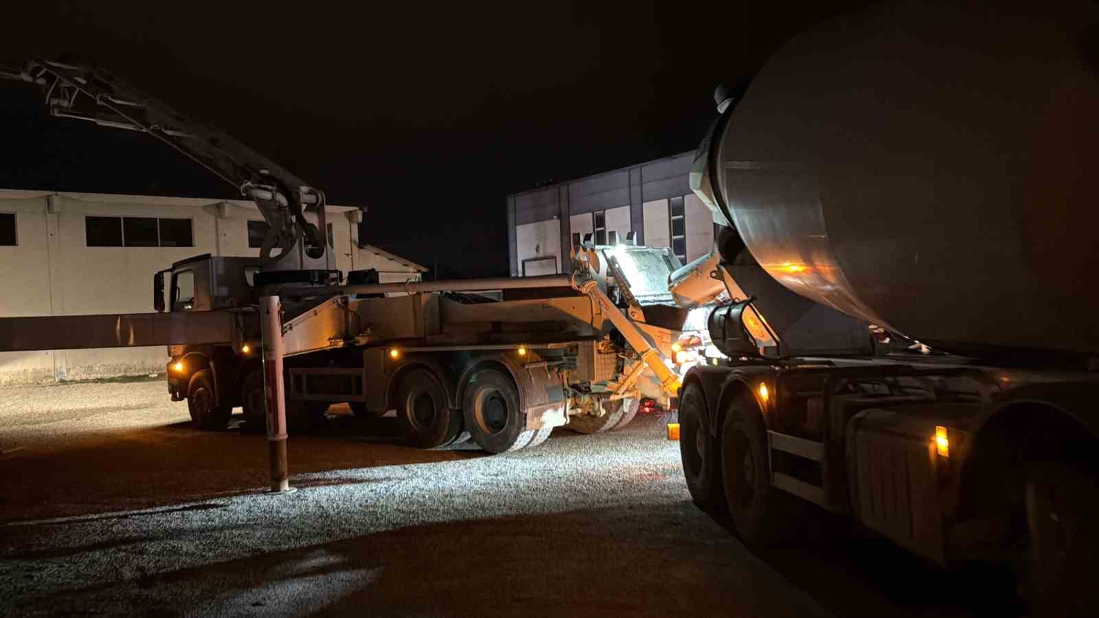 Düzce’deki fabrika yangını söndürüldü
