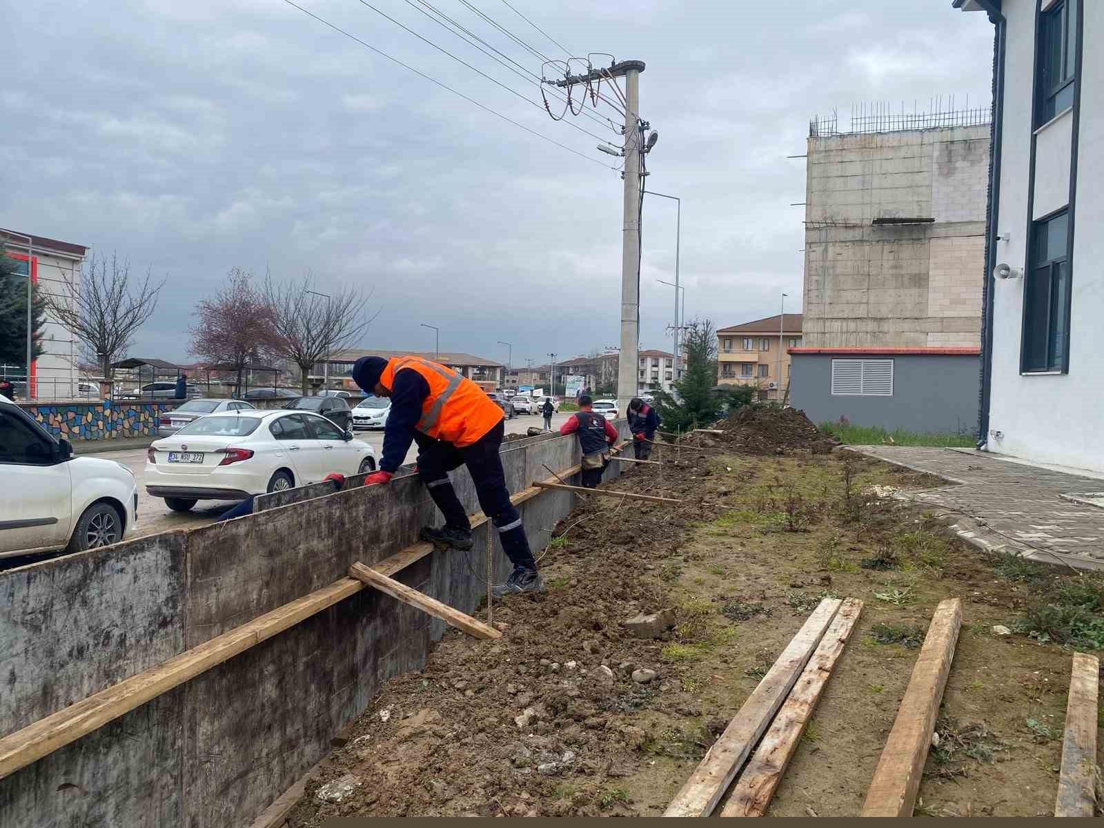 Düzce’nin 63 mahallesinde çalışma yürütülüyor
Düzce’nin 63 mahallesinde çalışma yürütülüyor