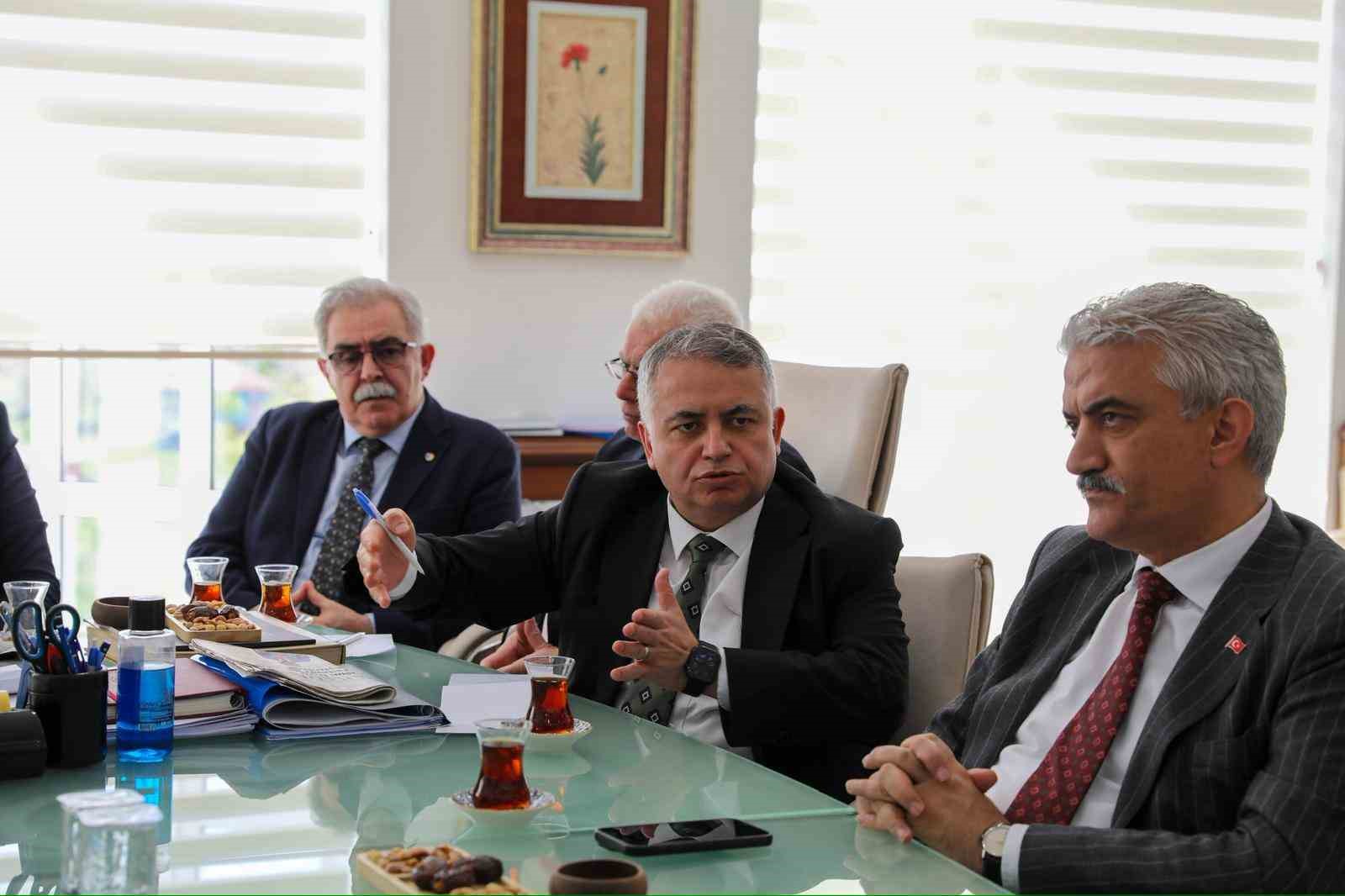 Düzce’nin ekonomik potansiyeli değerlendirilecek
Düzce’nin ekonomik potansiyeli değerlendirilecek