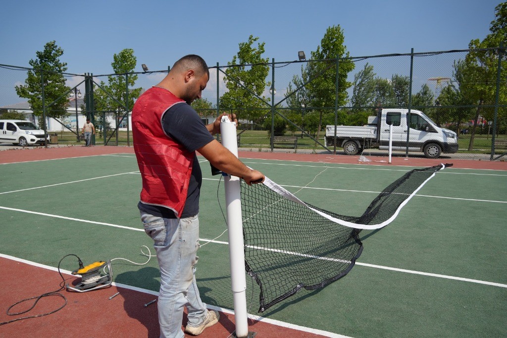 Düzce’nin park ve bahçeleri onlara emanet
Düzce’nin park ve bahçeleri onlara emanet