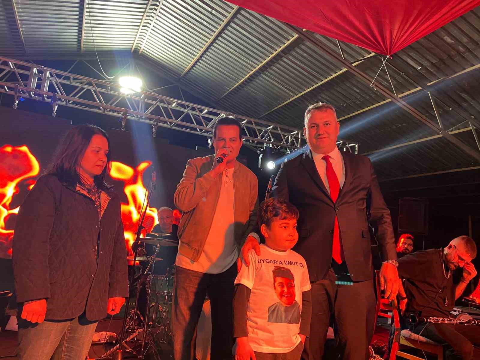 Düziçi’nde 106. yıl coşkusu Hakan Peker konseriyle başladı
