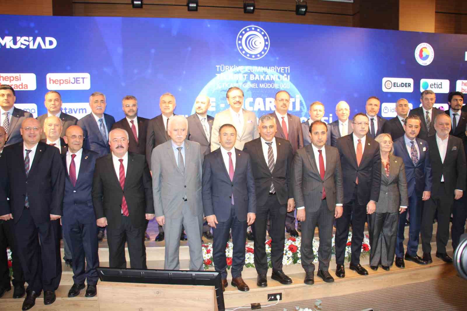 E-ticaret hamlesi Aydın’dan başladı
E-ticaret hamlesi Aydın’dan başladı