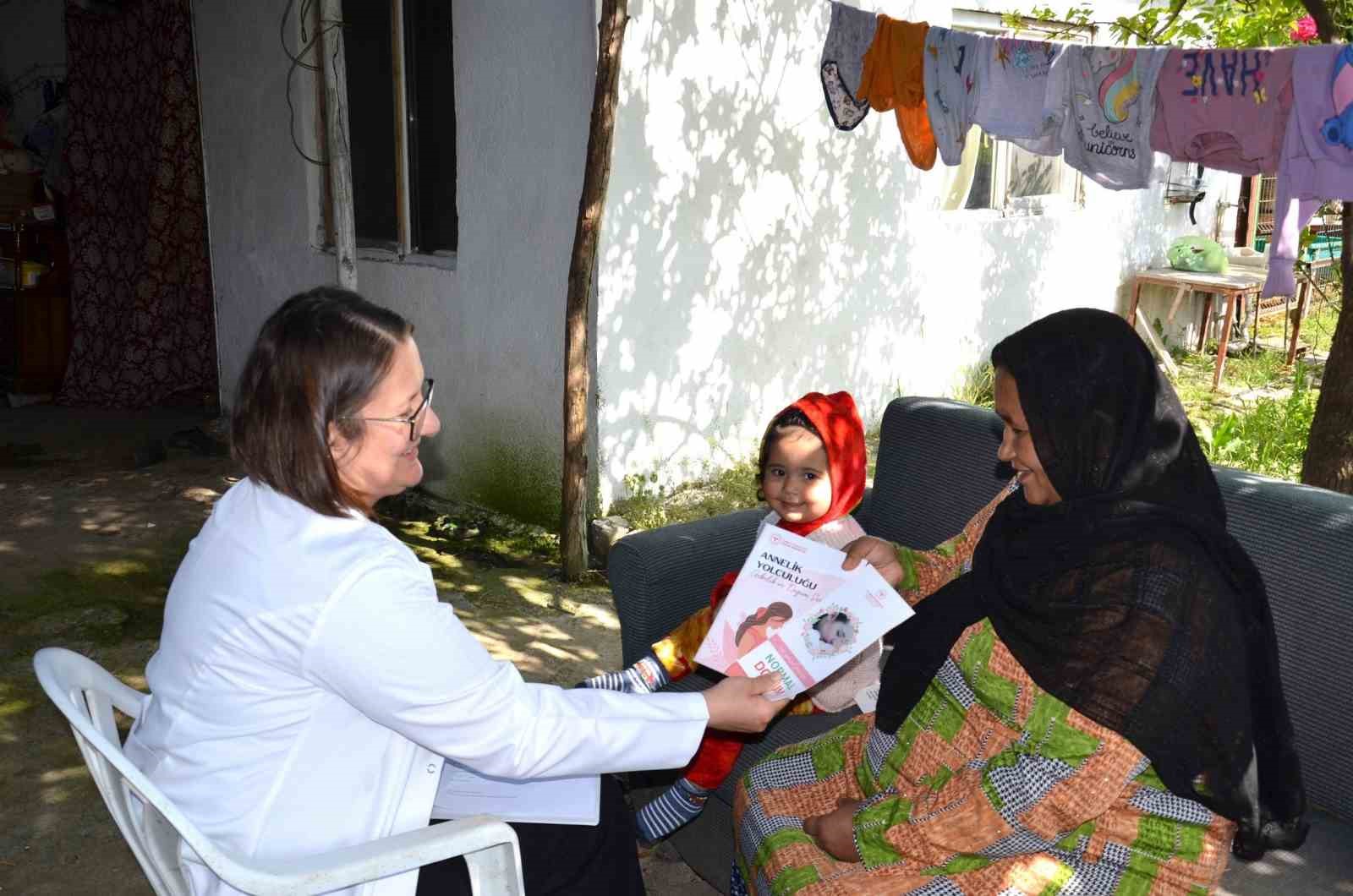 Ebeler her zaman gebelerin yanında
