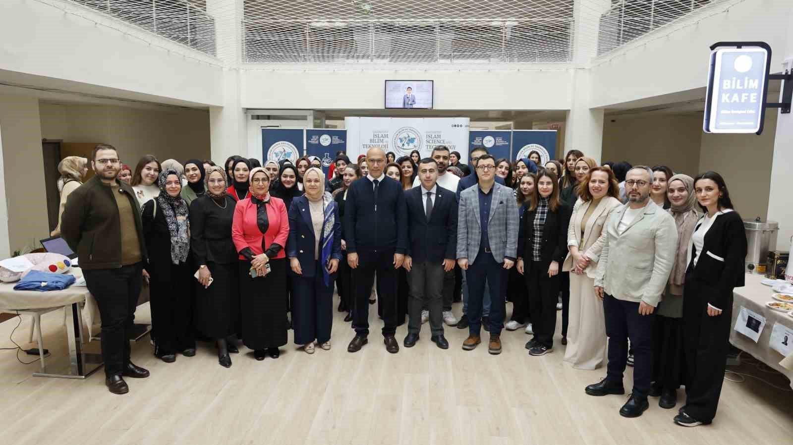 Ebelikte İnovasyon Projeleri Bilim Kafe’de sergilendi
