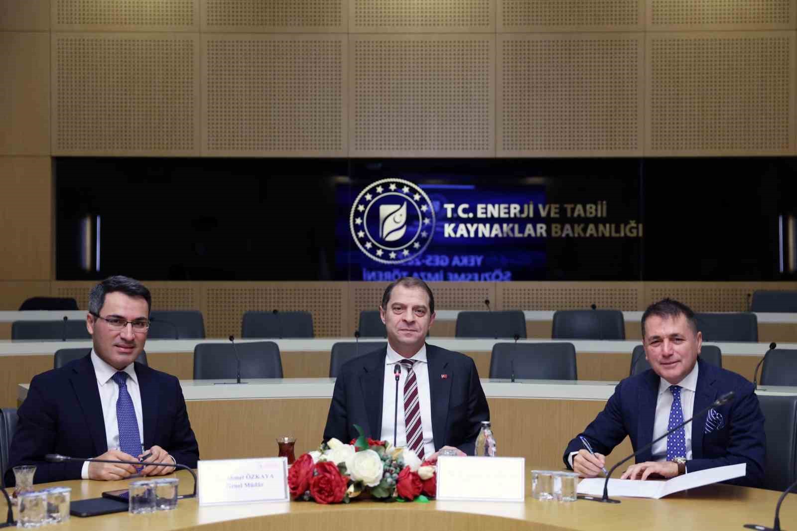 Ecogreen Enerji Holding YEKA GES - 2025 Yarışmaları kapsamında ‘G25-Bolu GES’ proje sözleşmesini imzaladı
Ecogreen Enerji Holding YEKA GES - 2025 Yarışmaları kapsamında ‘G25-Bolu GES’ proje sözleşmesini imzaladı
