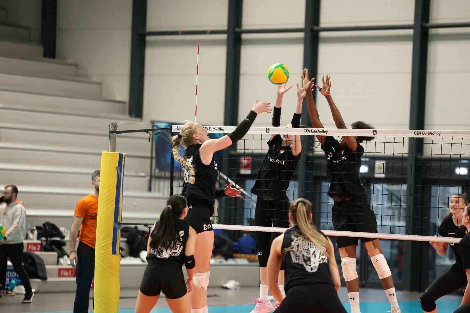Eczacıbaşı Dynavit, Vero Volley ile rövanş maçına çıkacak
