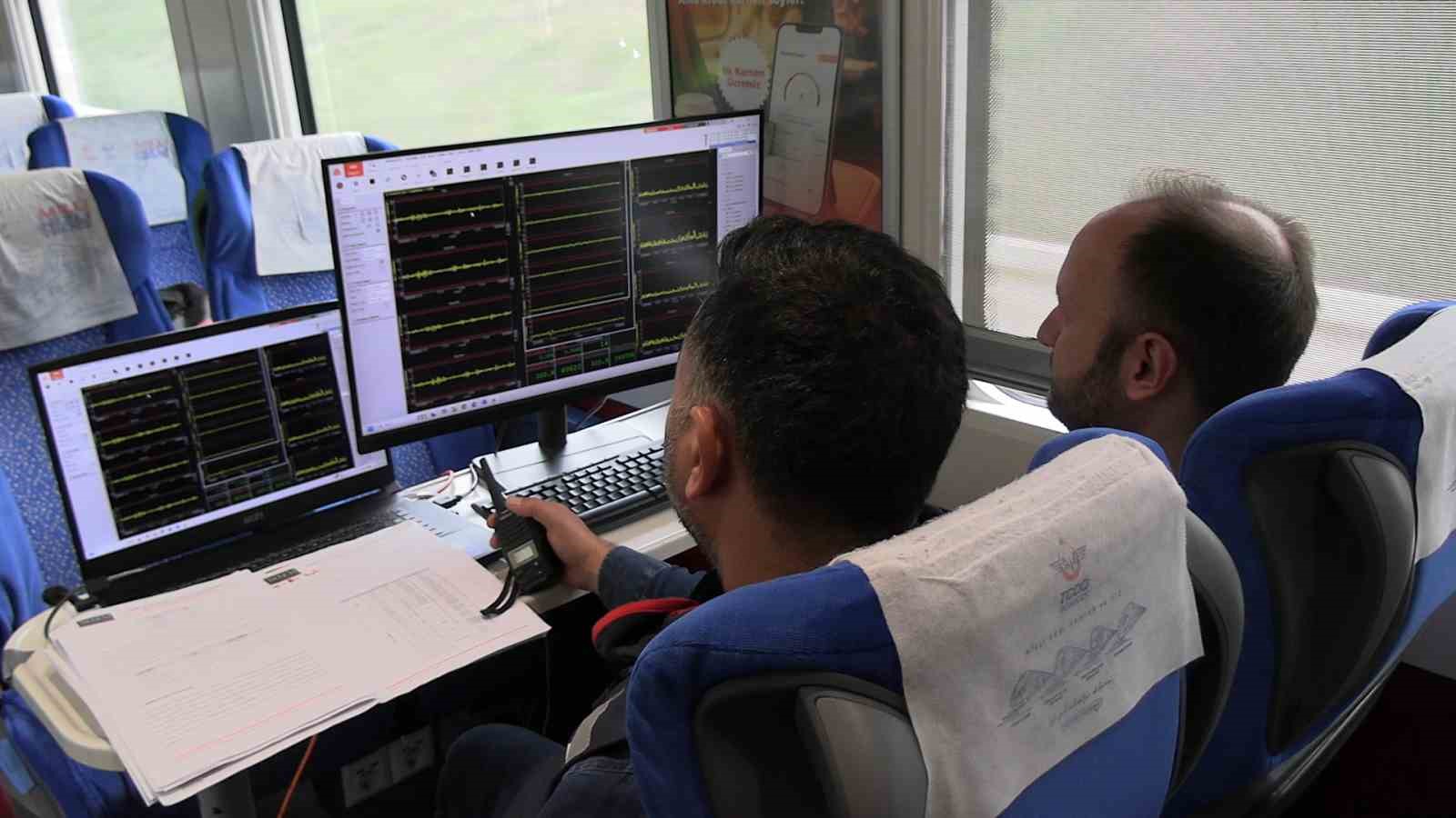 Edirne İstanbul’a komşu oluyor, Vali Sezer test sürüşüne katıldı
