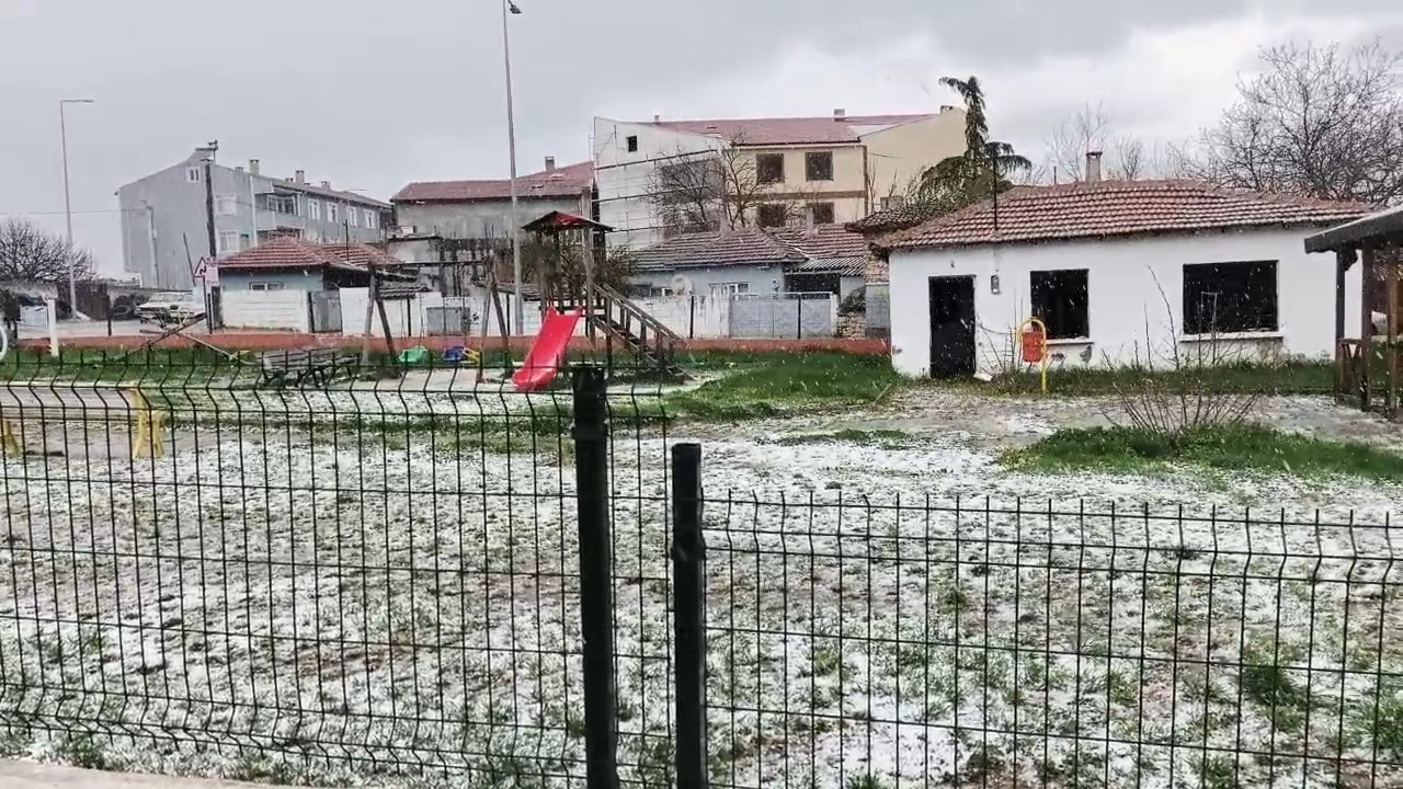 Edirne’de dolu yağışı
