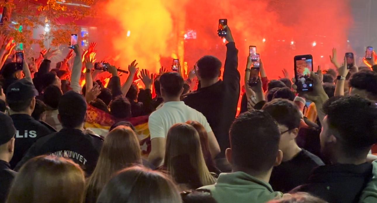 Edirne’de Galatasaray’ın galibiyeti coşkuyla kutlandı
