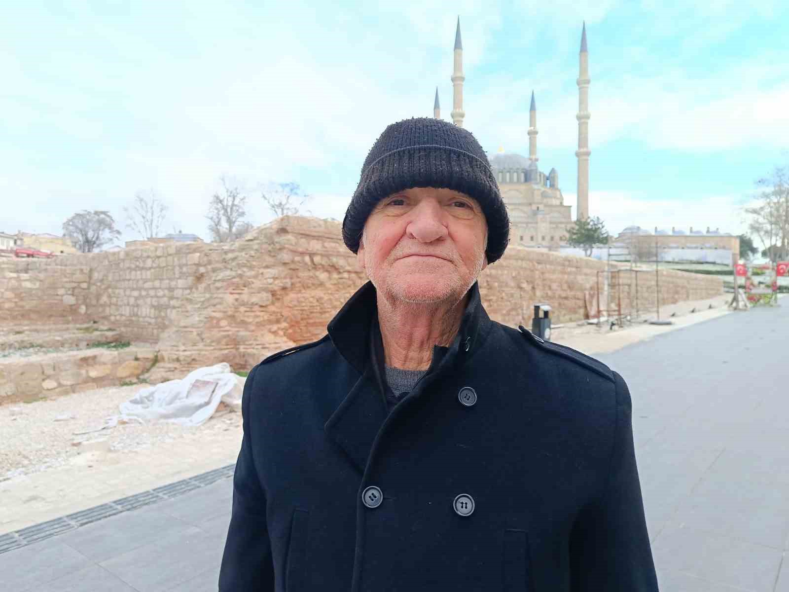 Edirne’de kar gitti, ayaz geldi: Pandemi günlerini aratmayan sessizlik
