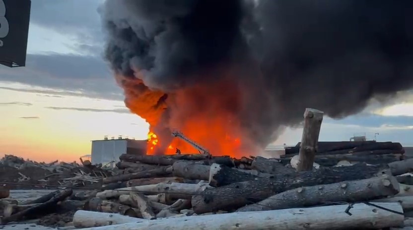 Edirne’de kereste fabrikasında yangın
