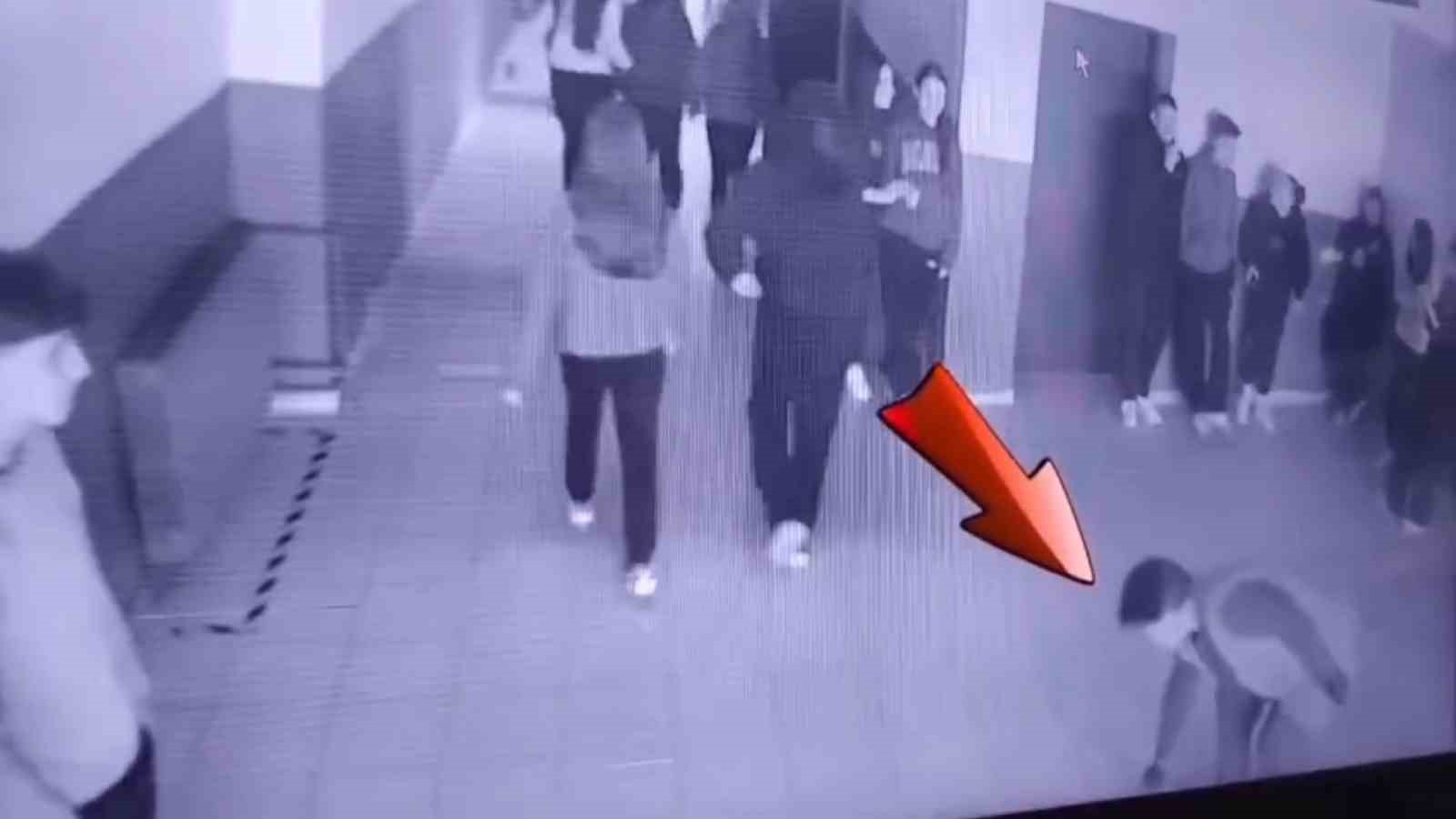 Edirne’de öğrencilerden sosyal deney: Yere atılan çöpe duyarlılık
