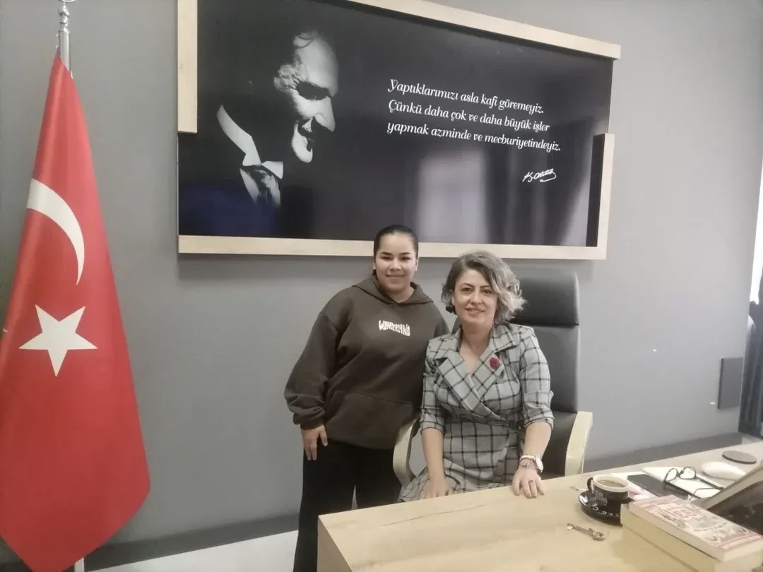 Edirne’de öğrencilerden sosyal deney: Yere atılan çöpe duyarlılık
