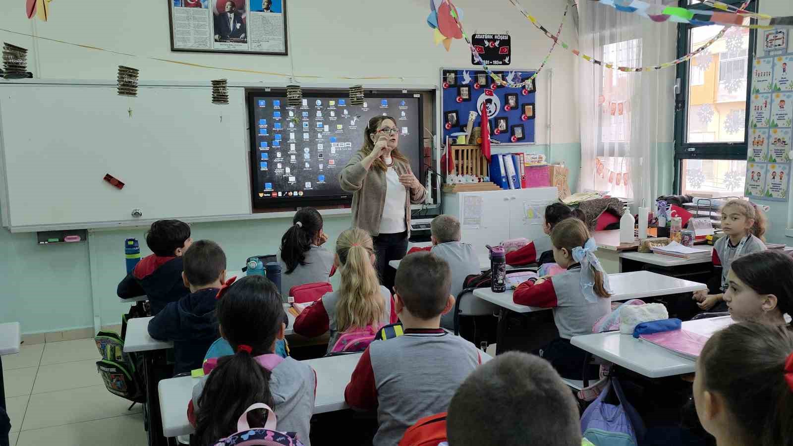 Edirne’de öğrencilere finansal okuryazarlık eğitimi
