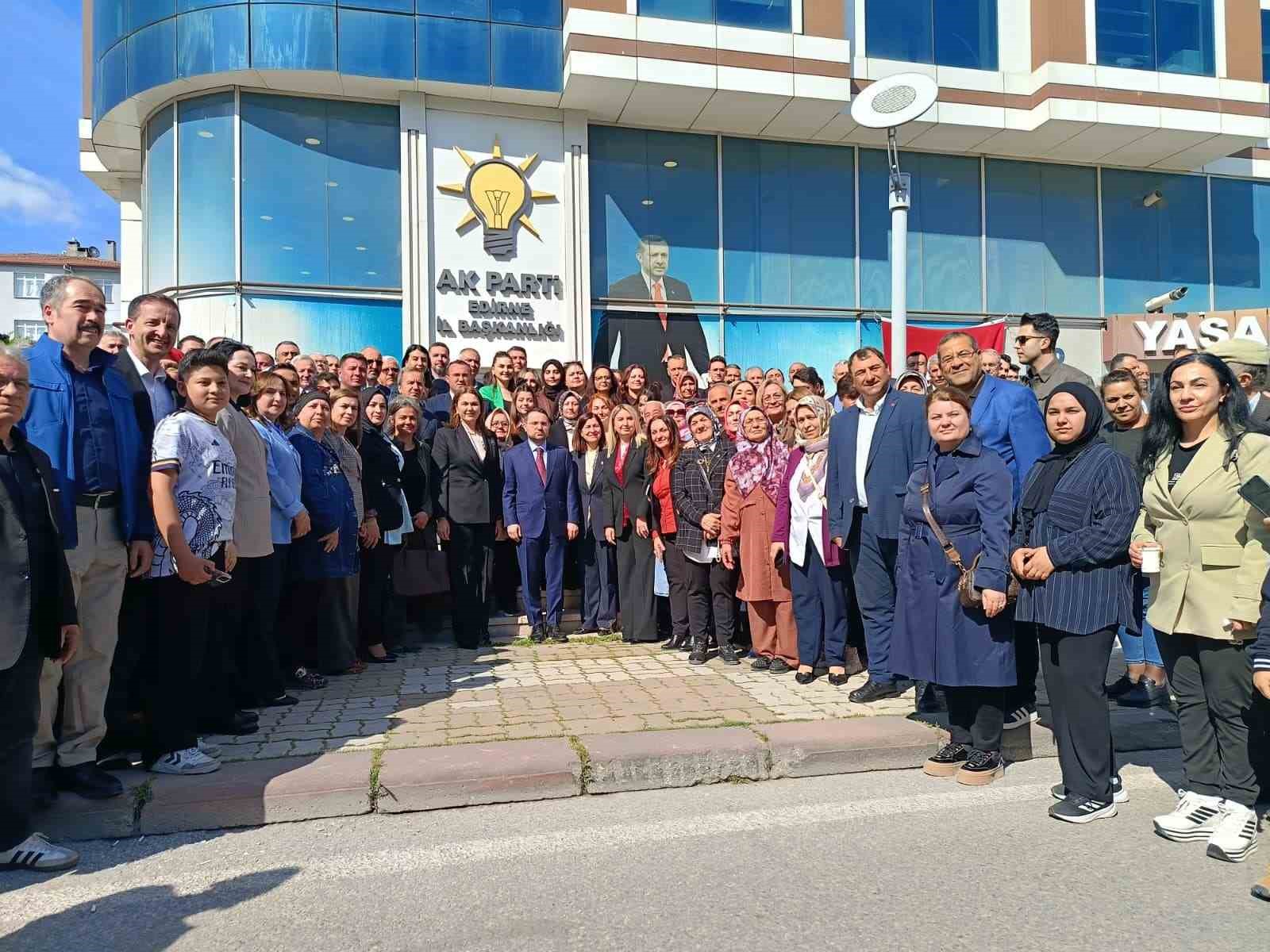 Edirne’de öldürülen genç kızın ailesi Bakan Gürlek’ten yardım istedi
