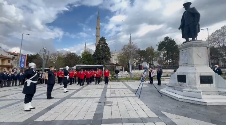 Edirne’de polislerden 181’inci yıl töreni
