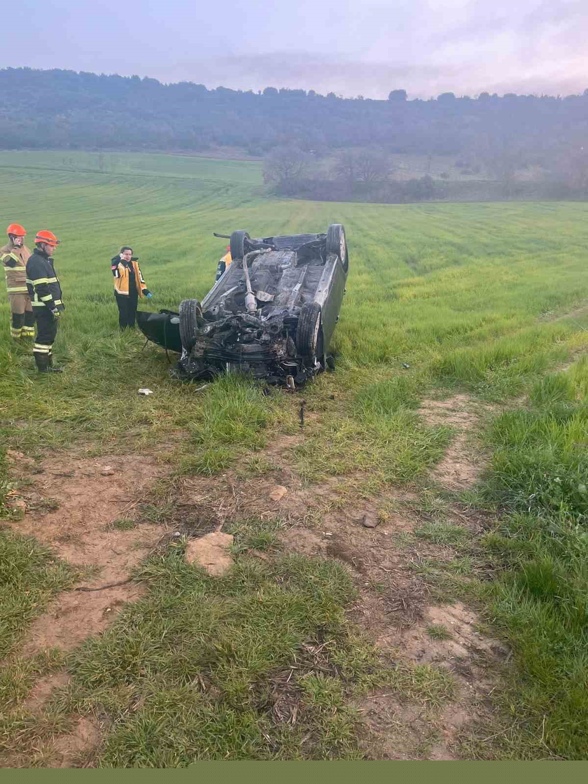Edirne’de takla atan otomobilin genç sürücüsü hayatını kaybetti
