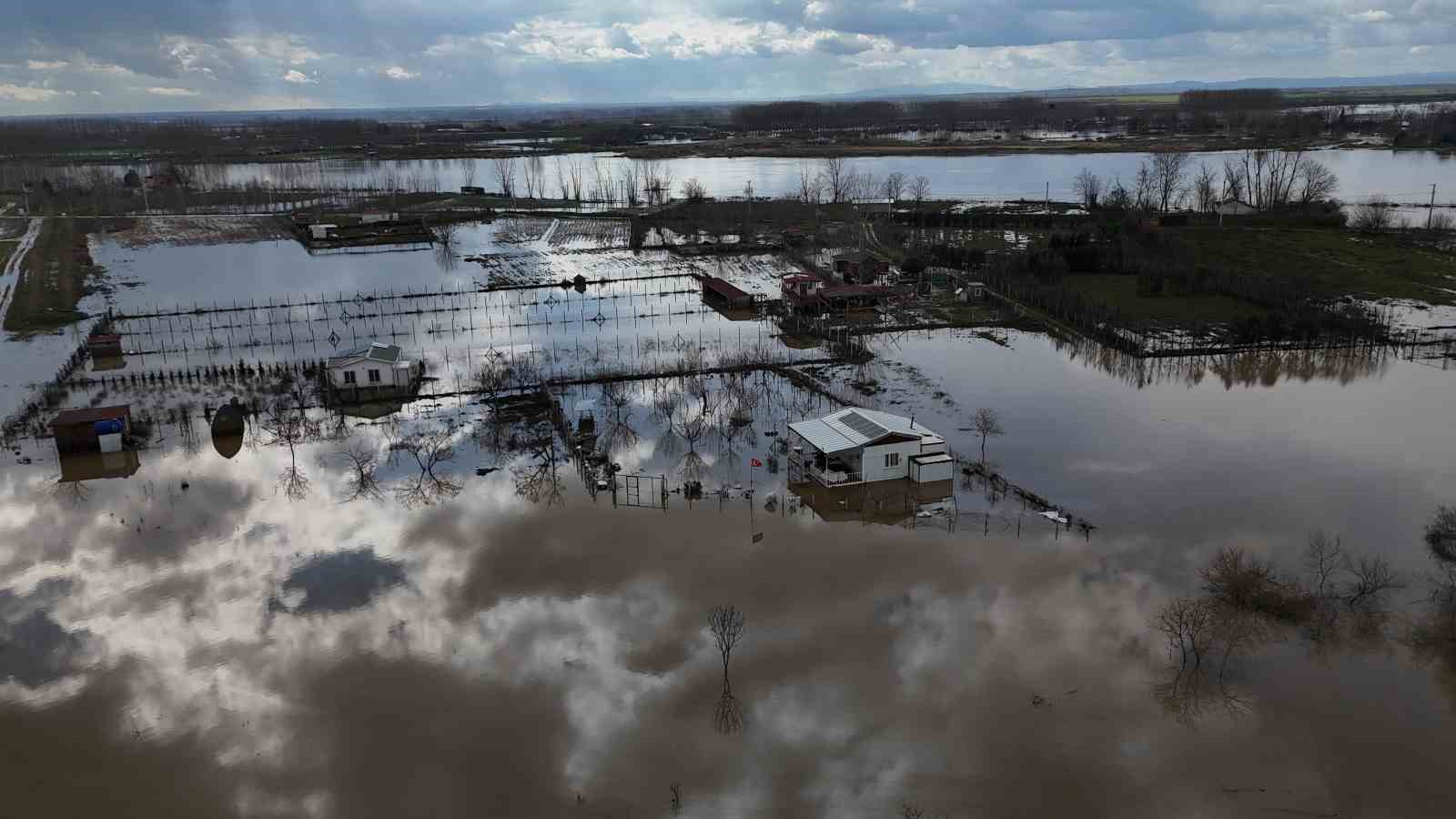 Edirne’de taşkının izleri havadan görüntülendi
