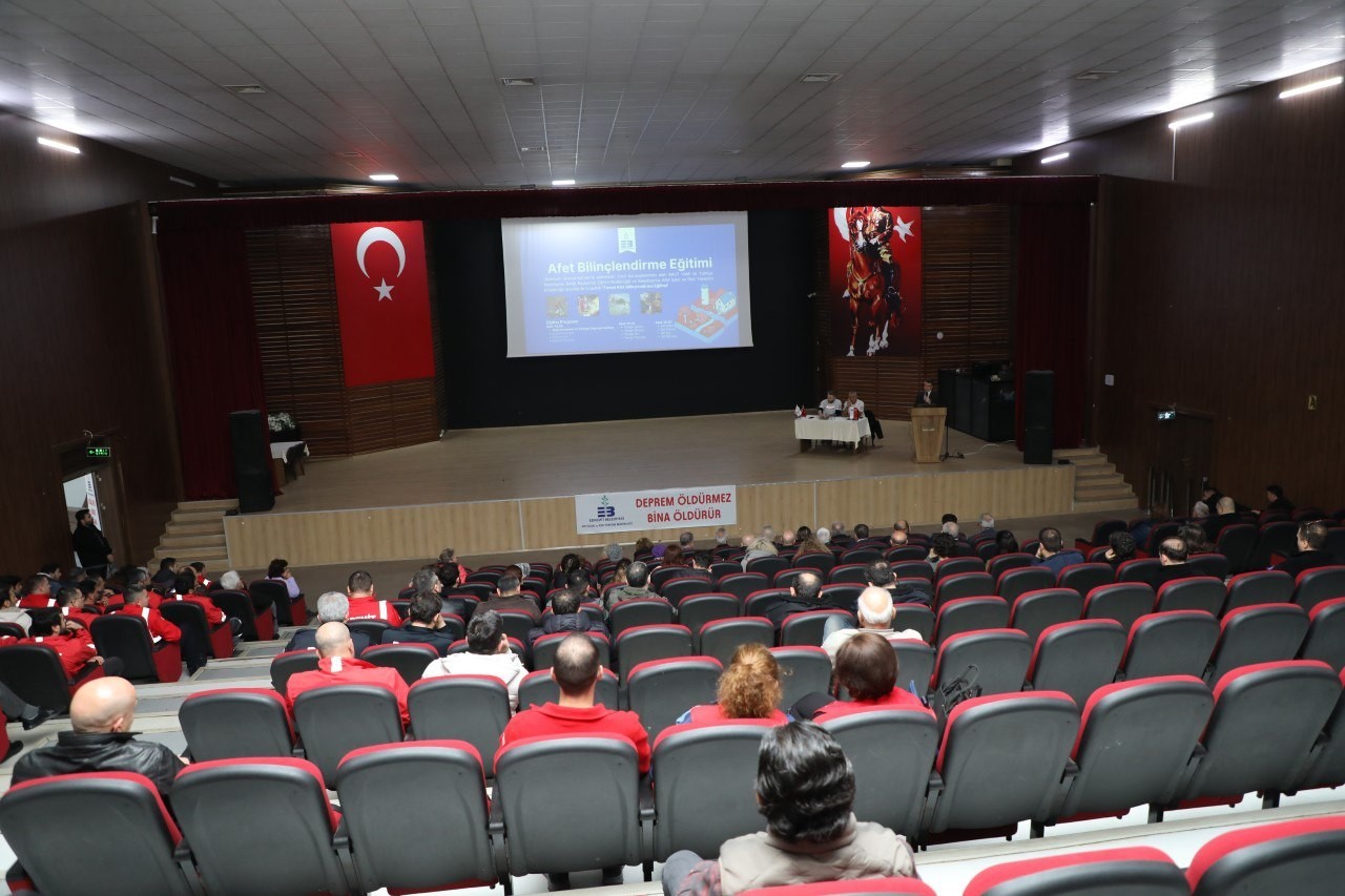 Edremit Belediyesi’nden "Temel Afet Bilinçlendirme Eğitimi"
