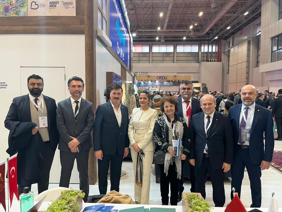 Edremit Ticaret Odası EMITT fuarı açılışına katıldı
