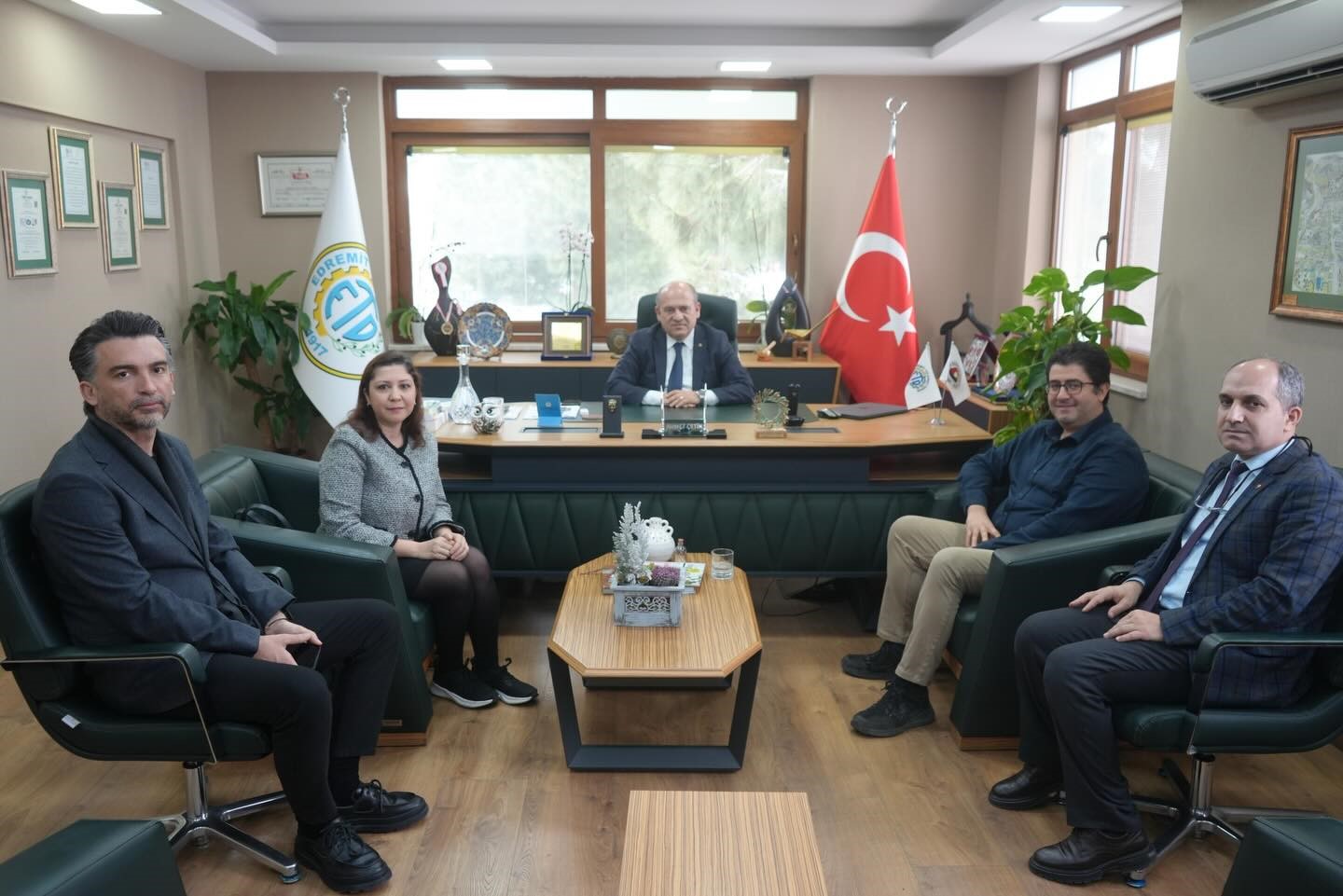 Edremit Ticaret Odası’na akademik ziyaret
