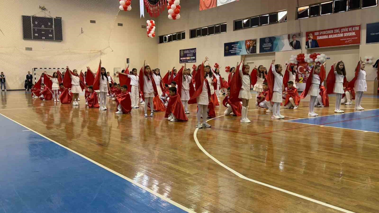 Edremit’te 23 Nisan gururu
