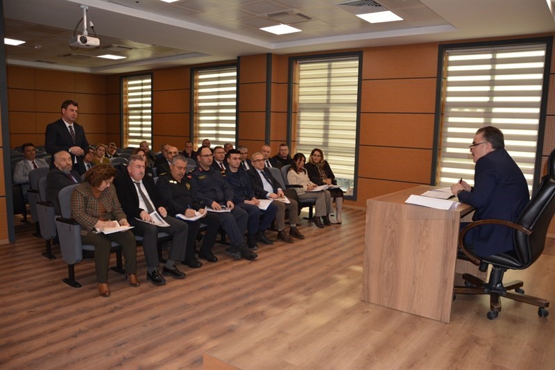 Edremit’te İlçe İdare Şube Başkanları toplantısı gerçekleştirildi
