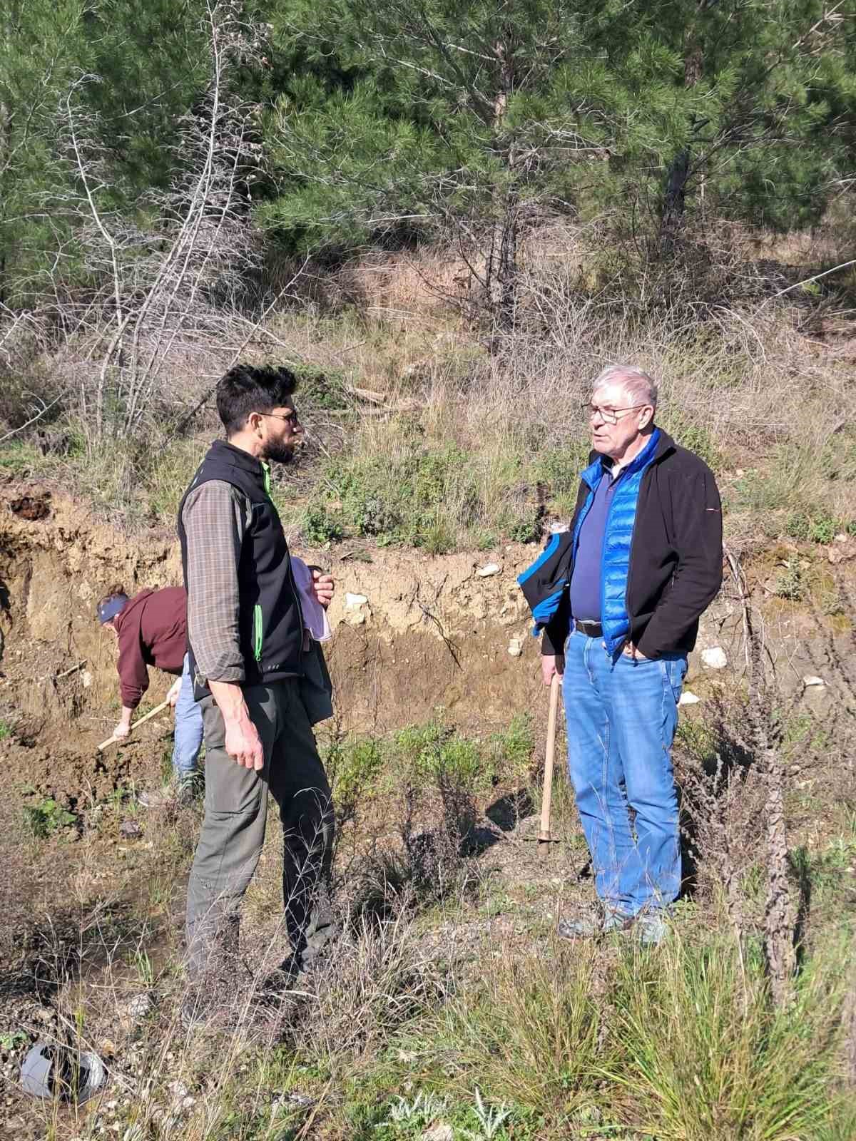 Edremit’te Kazdağı Bal Ormanına uluslararası ilgi
