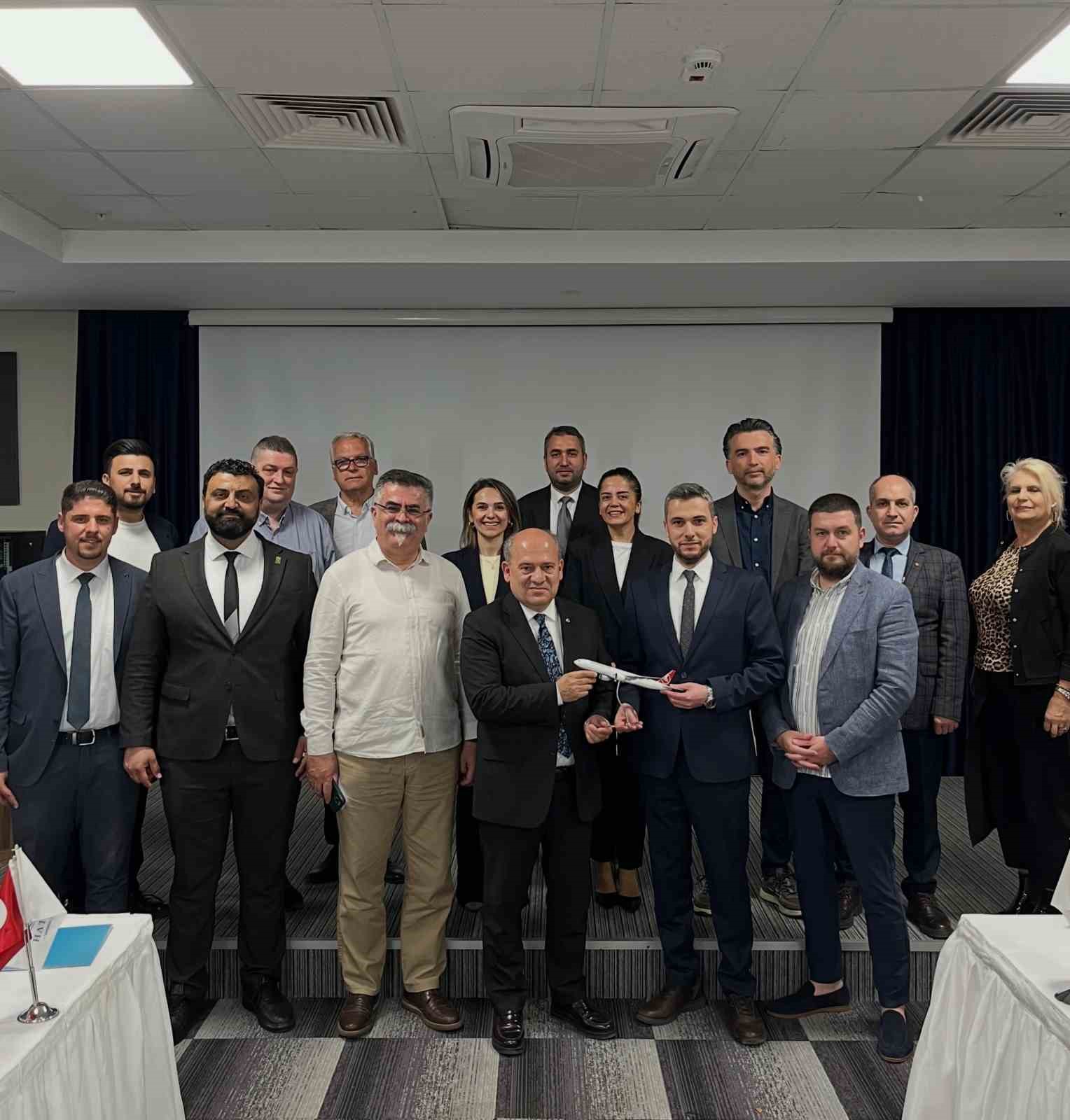 Edremit’te stratejik zirve
